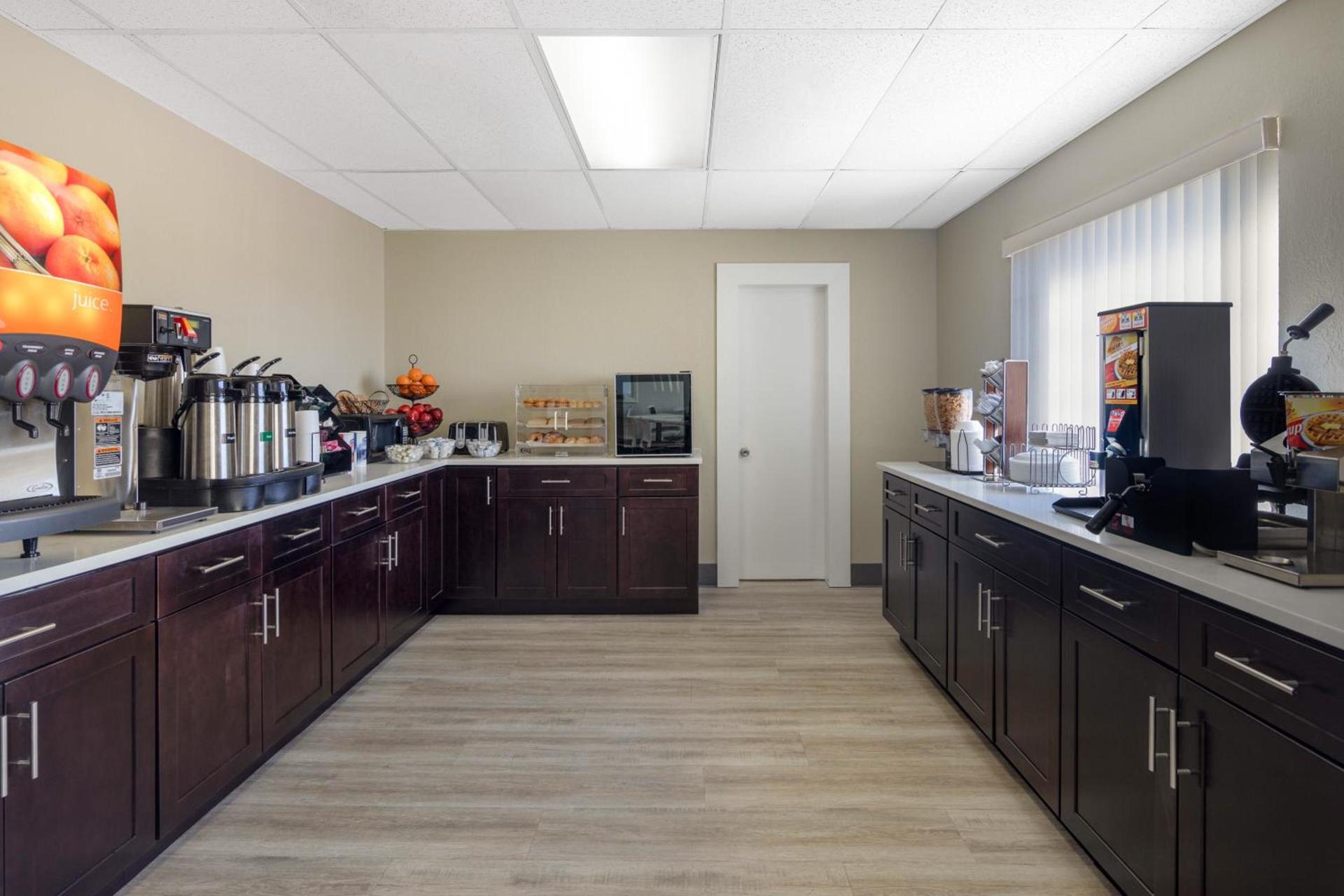Microtel Inn & Suites by Wyndham Florence photo 17