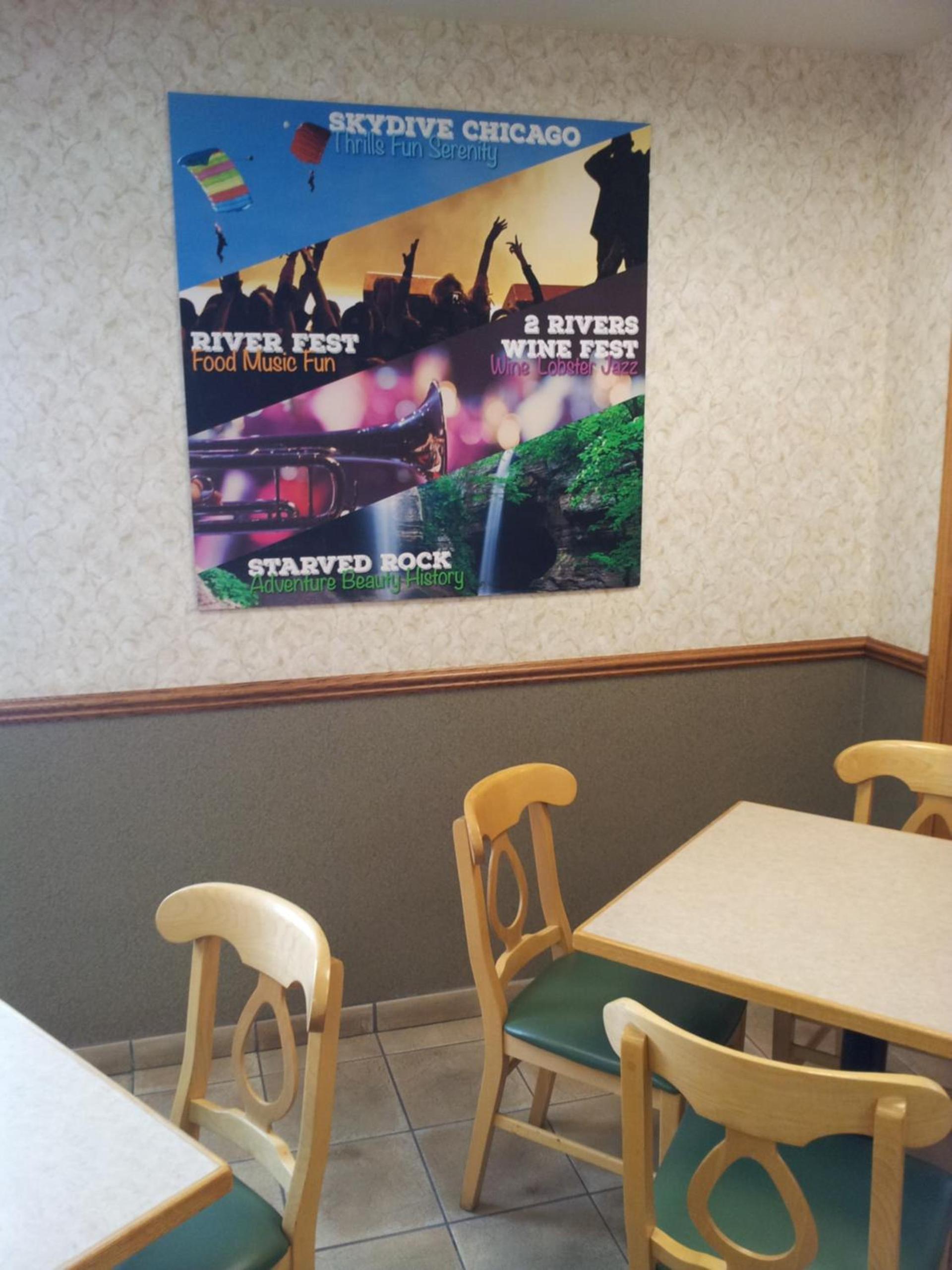 Super 8 by Wyndham Ottawa Starved Rock photo 27