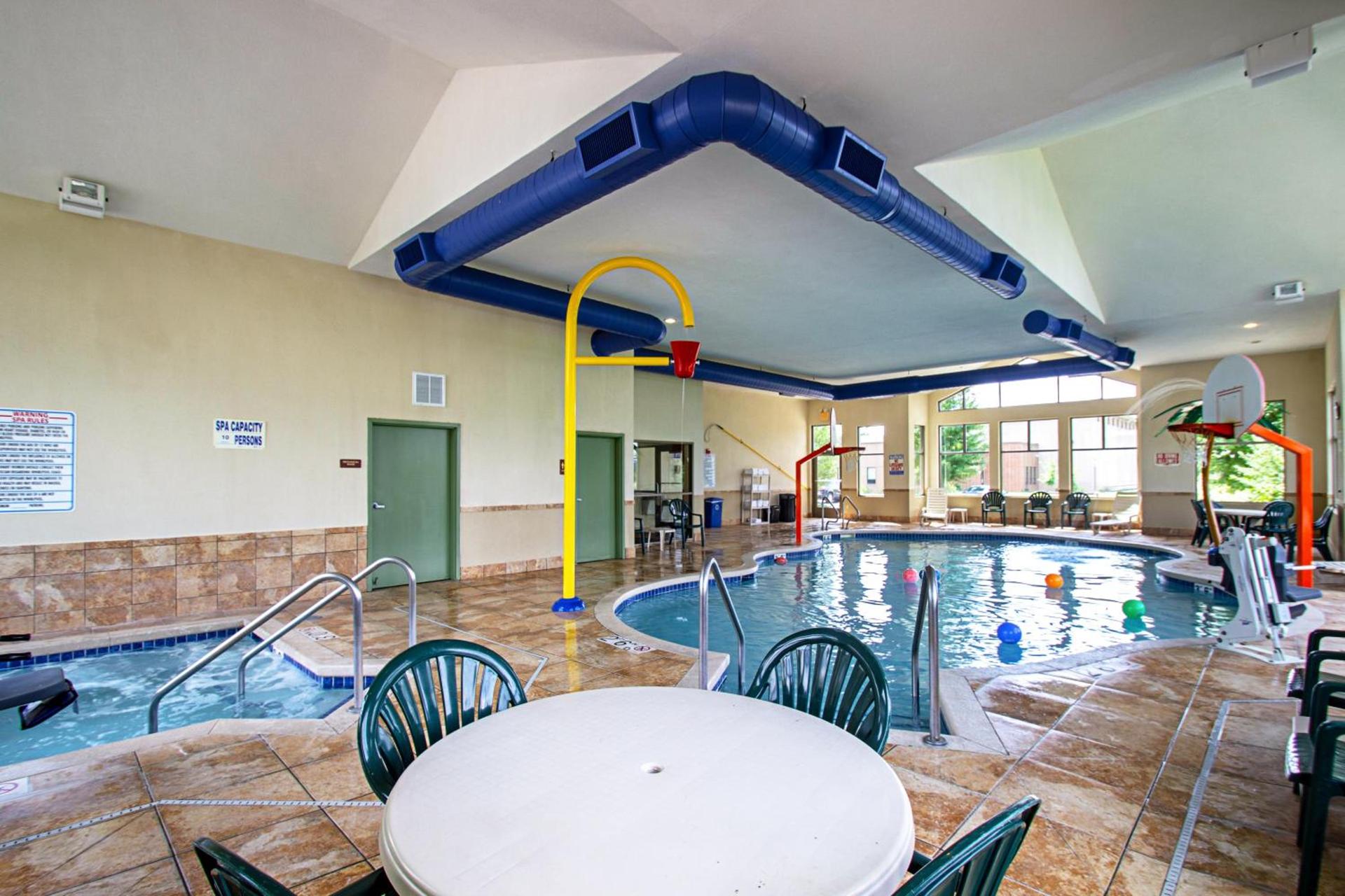 MainStay Suites Madison - Monona photo 17