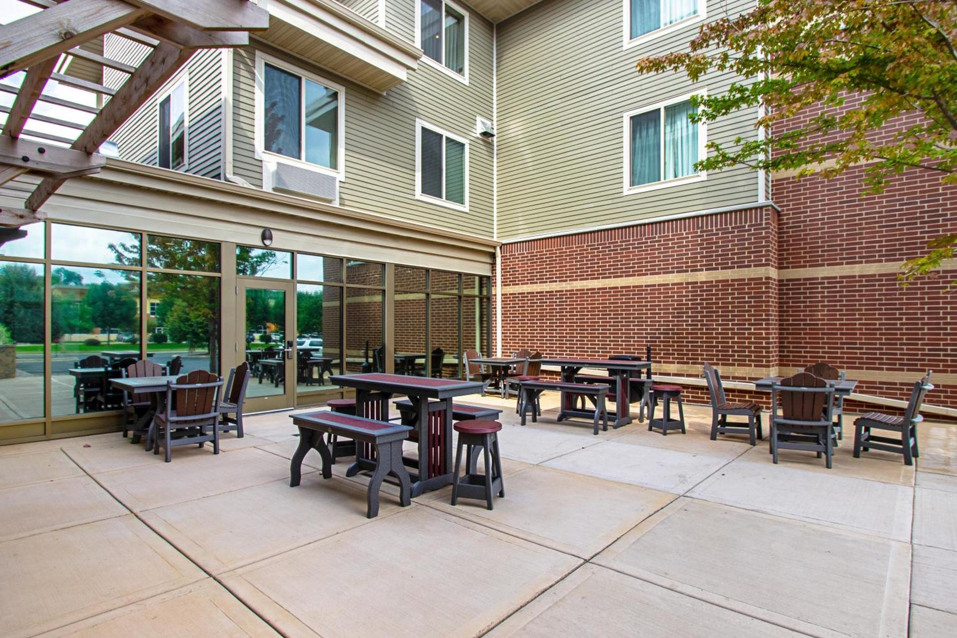 MainStay Suites Madison - Monona photo 19