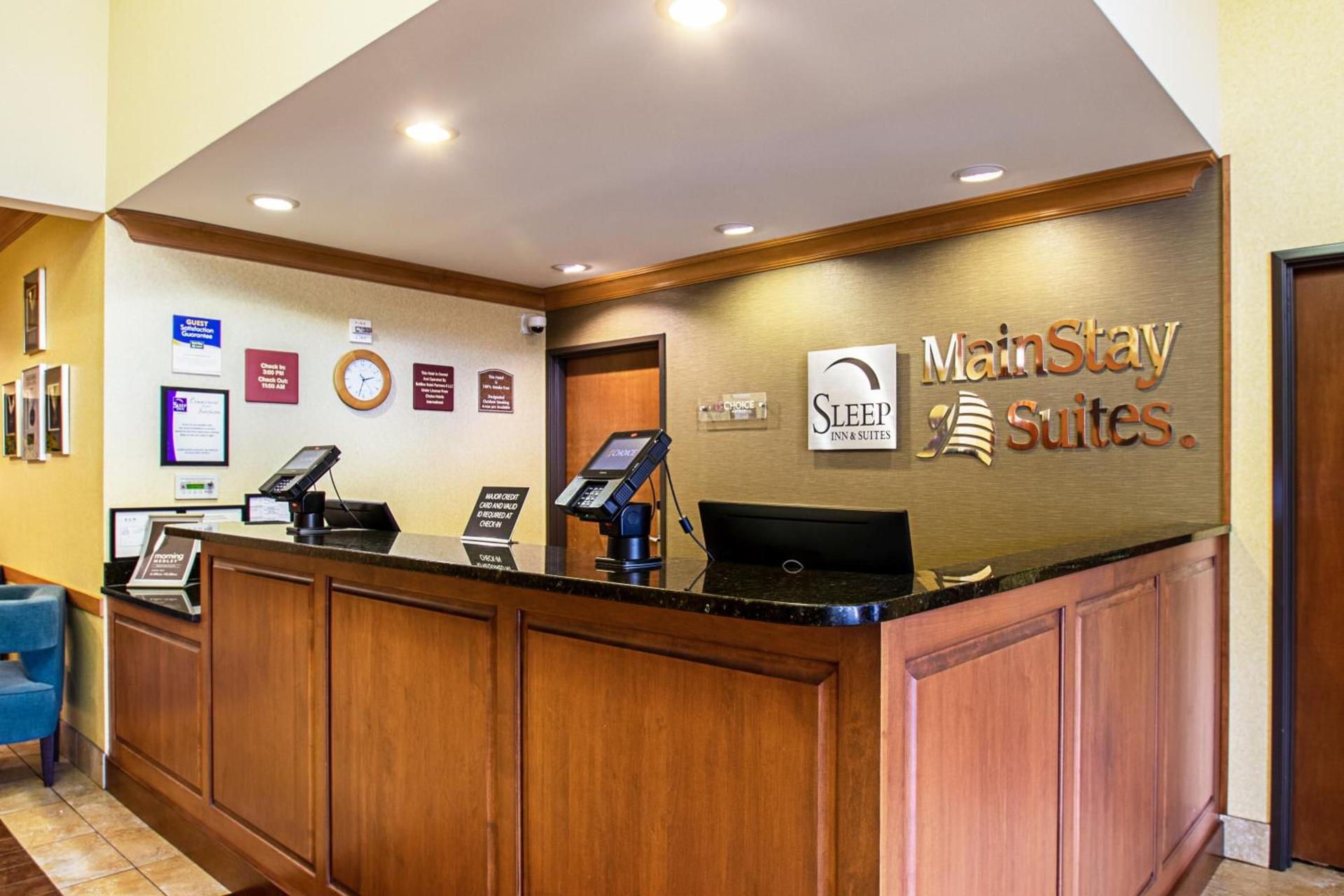 MainStay Suites Madison - Monona photo 14