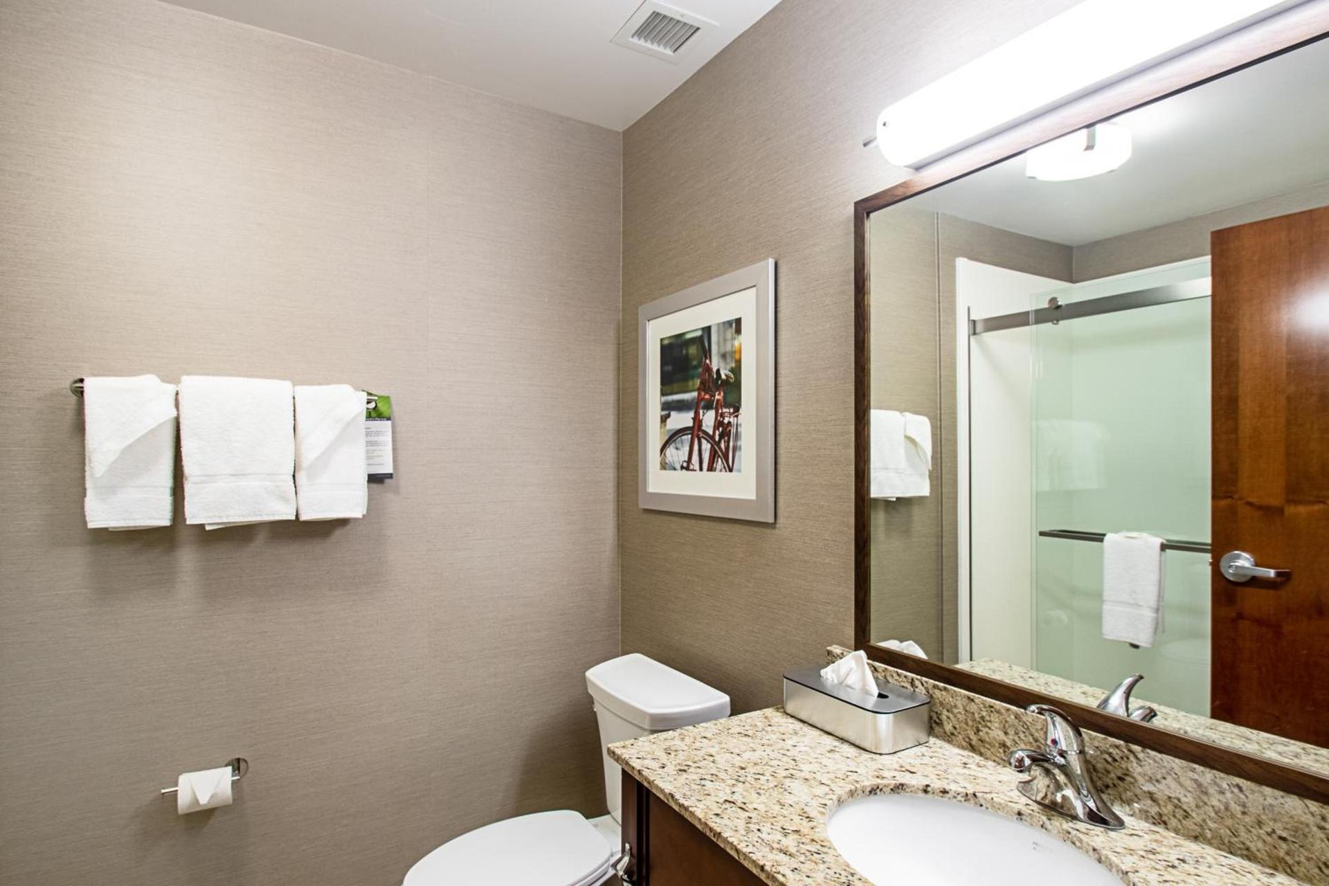 MainStay Suites Madison - Monona photo 10