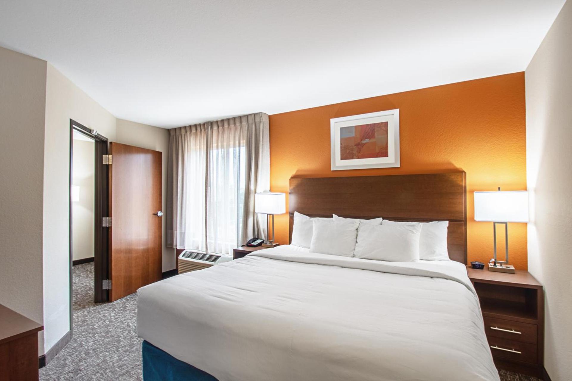 MainStay Suites Madison - Monona photo 12