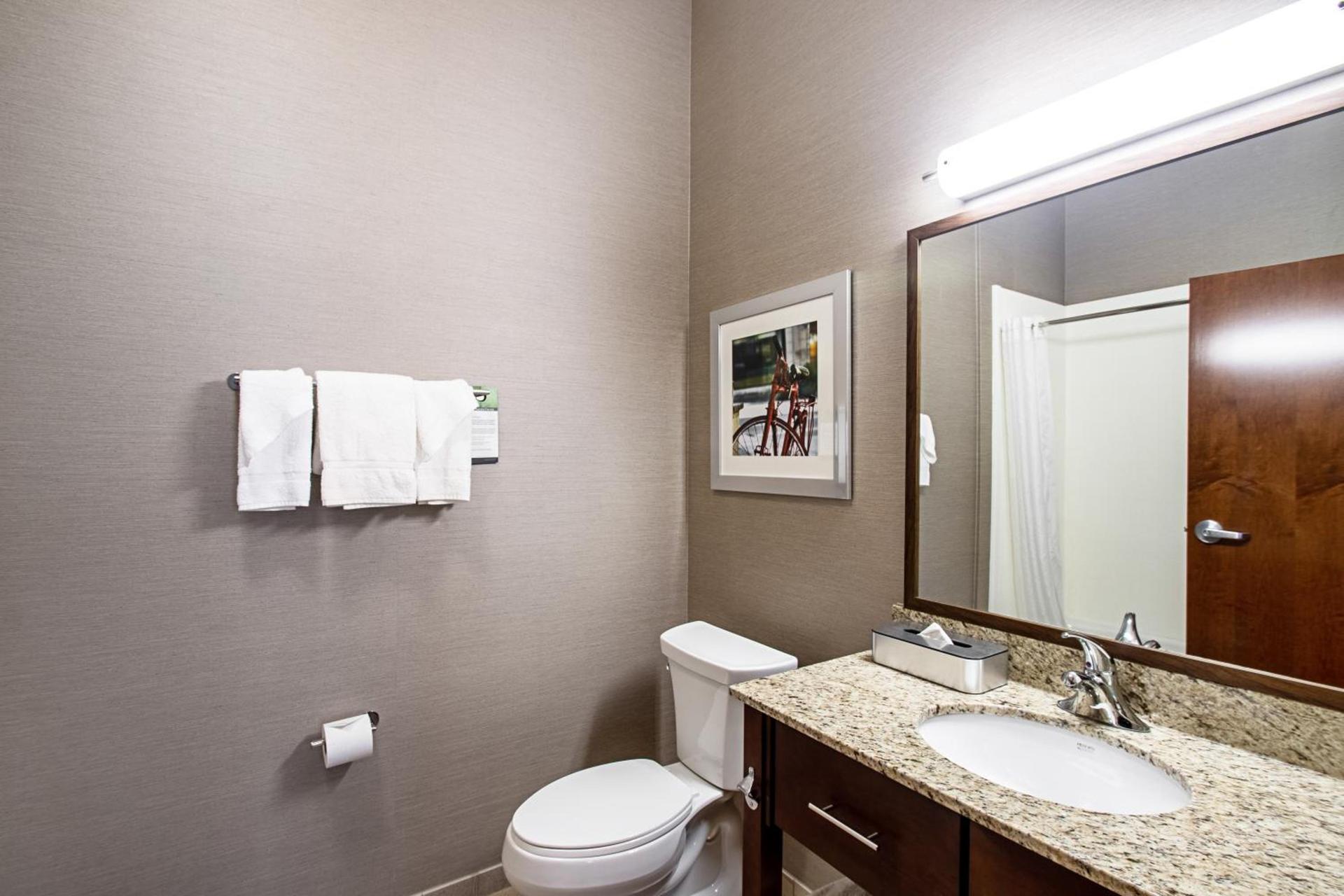 MainStay Suites Madison - Monona photo 4
