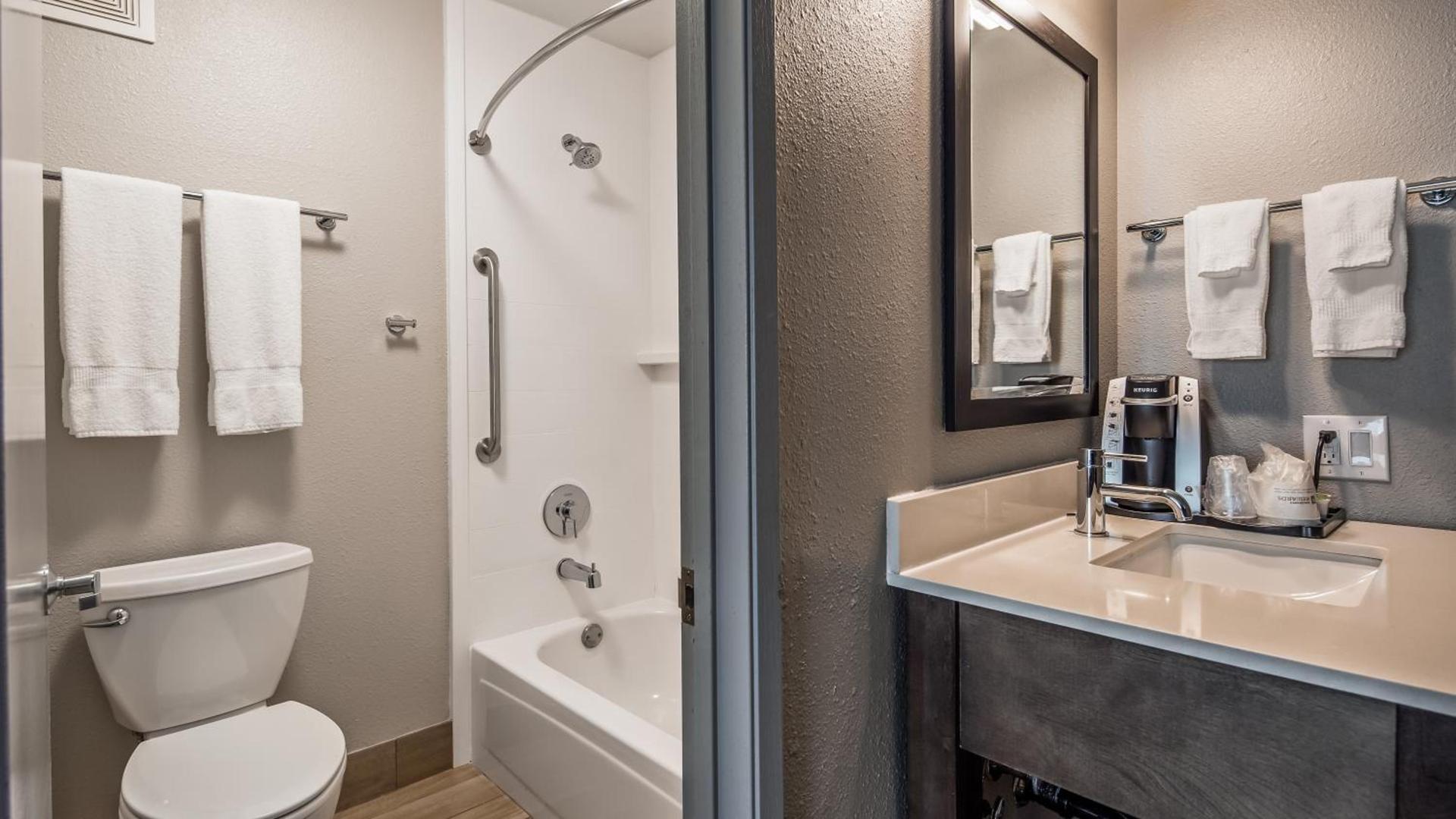 Best Western McMinnville Inn photo 54