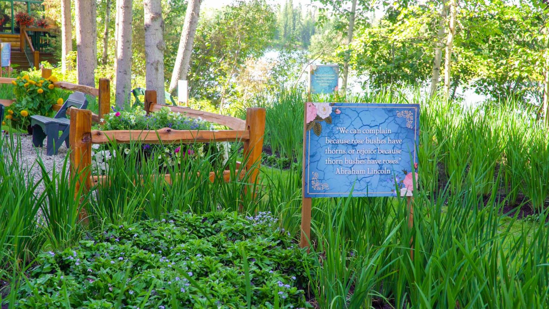 Pike's Waterfront Lodge photo 15