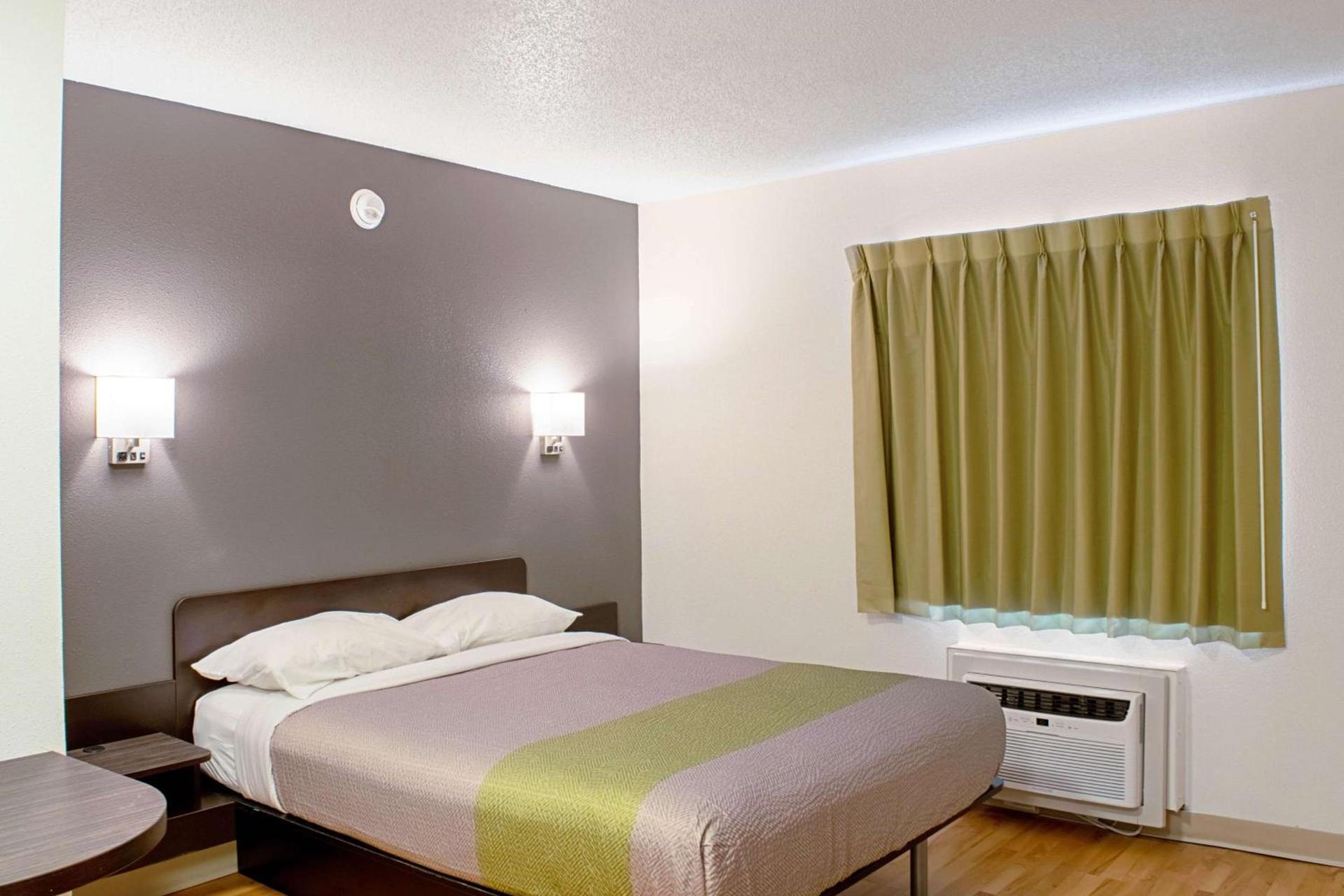 Studio Lodge - Cincinnati - Springdale photo 36
