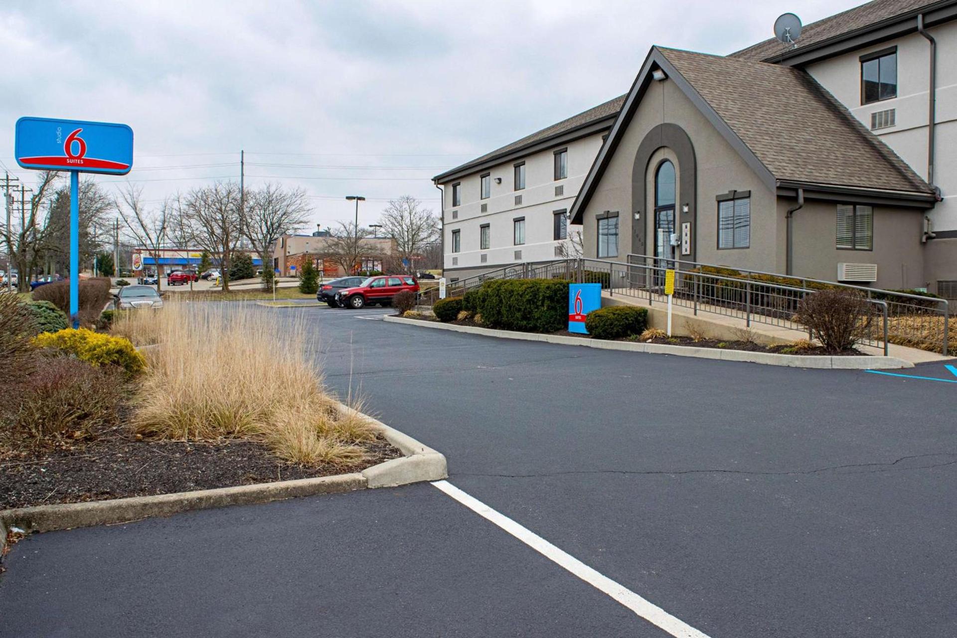 Studio Lodge - Cincinnati - Springdale photo 18