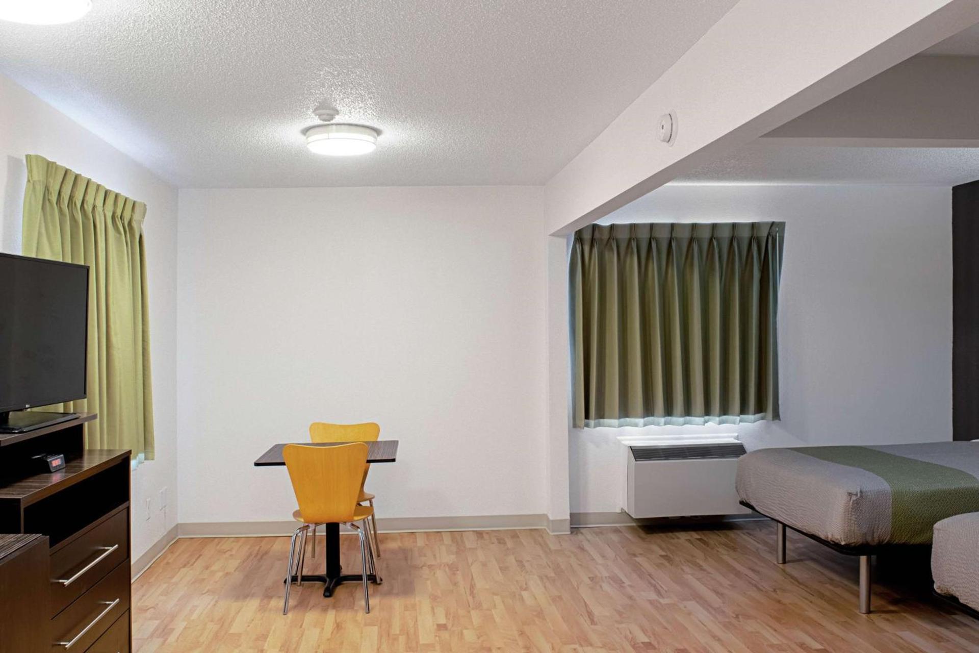 Studio Lodge - Cincinnati - Springdale photo 34