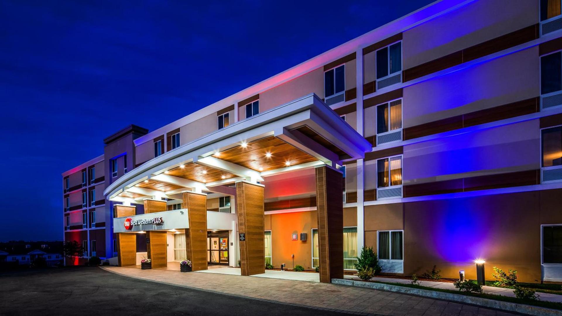 Best Western Plus North Shore Hotel photo 3