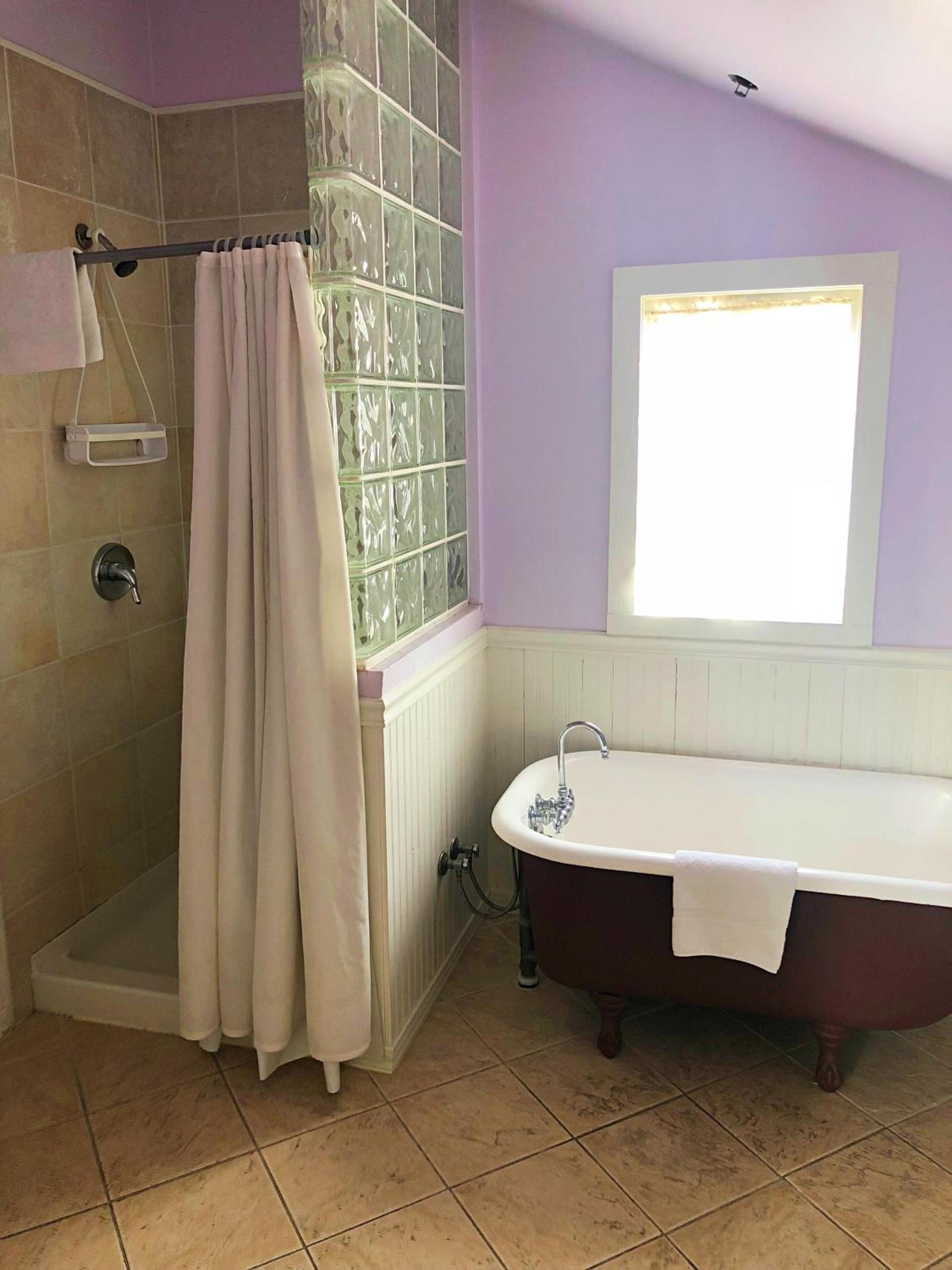 Creole Gardens Guesthouse and Inn photo 33