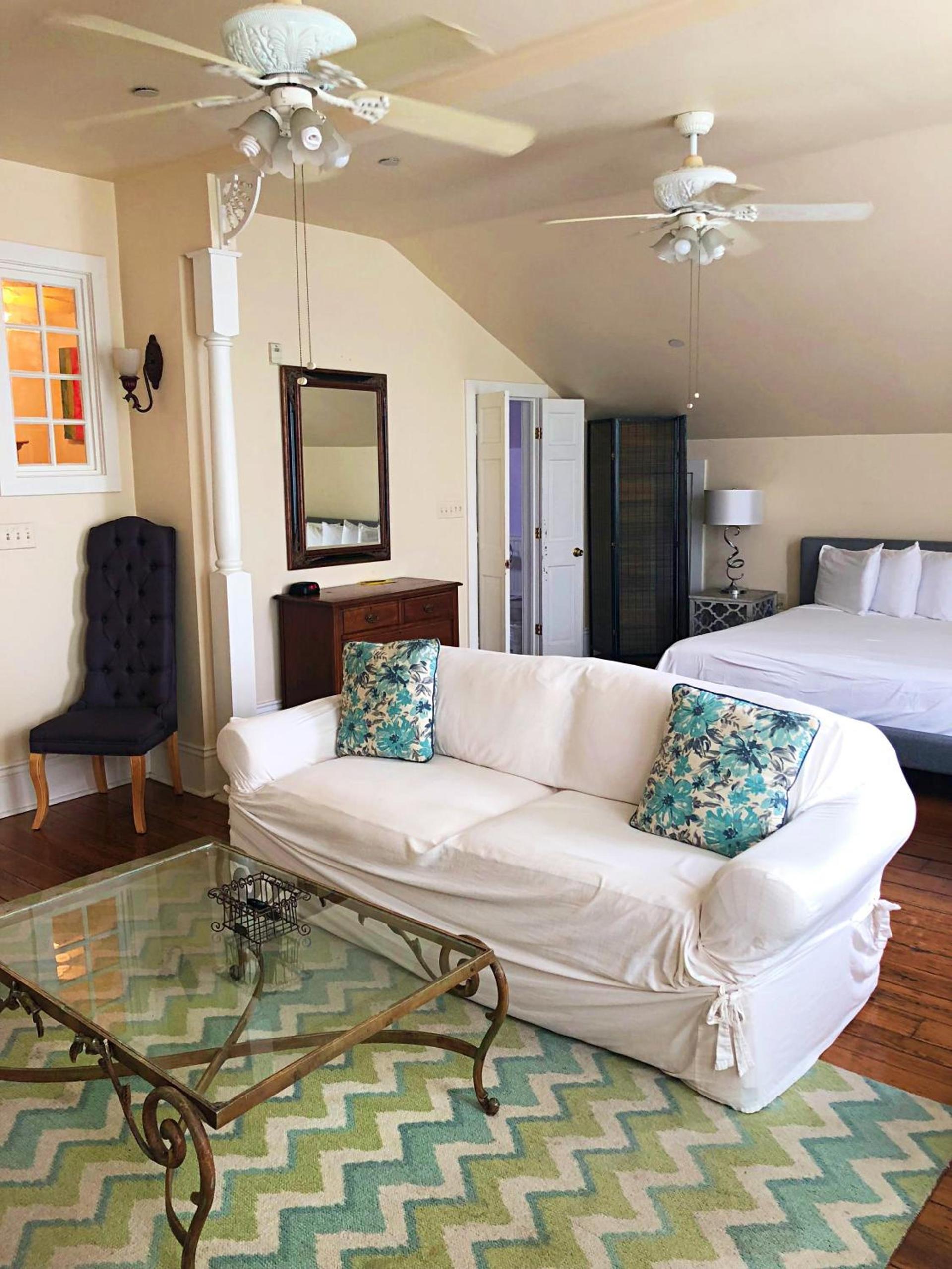 Creole Gardens Guesthouse and Inn photo 34