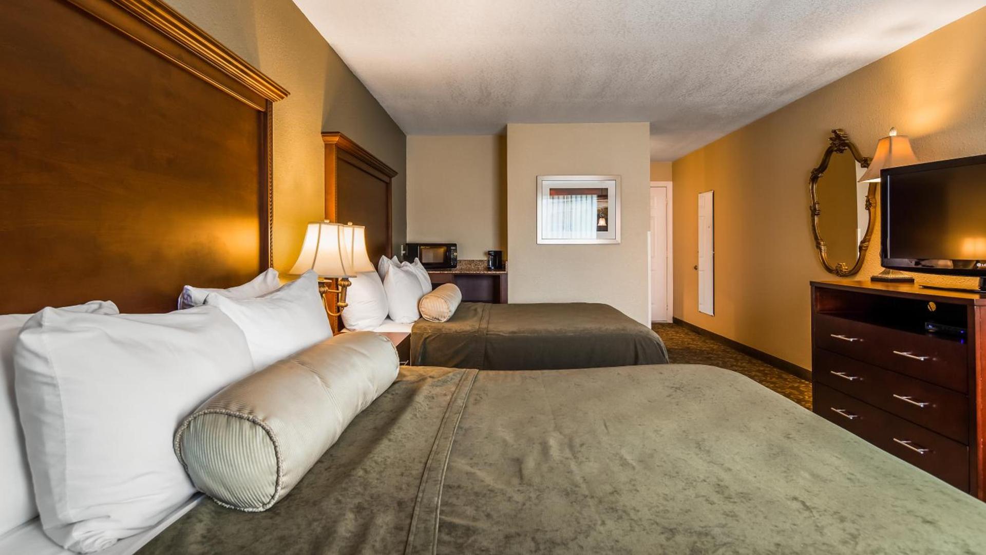 Best Western Salbasgeon Inn & Suites photo 60