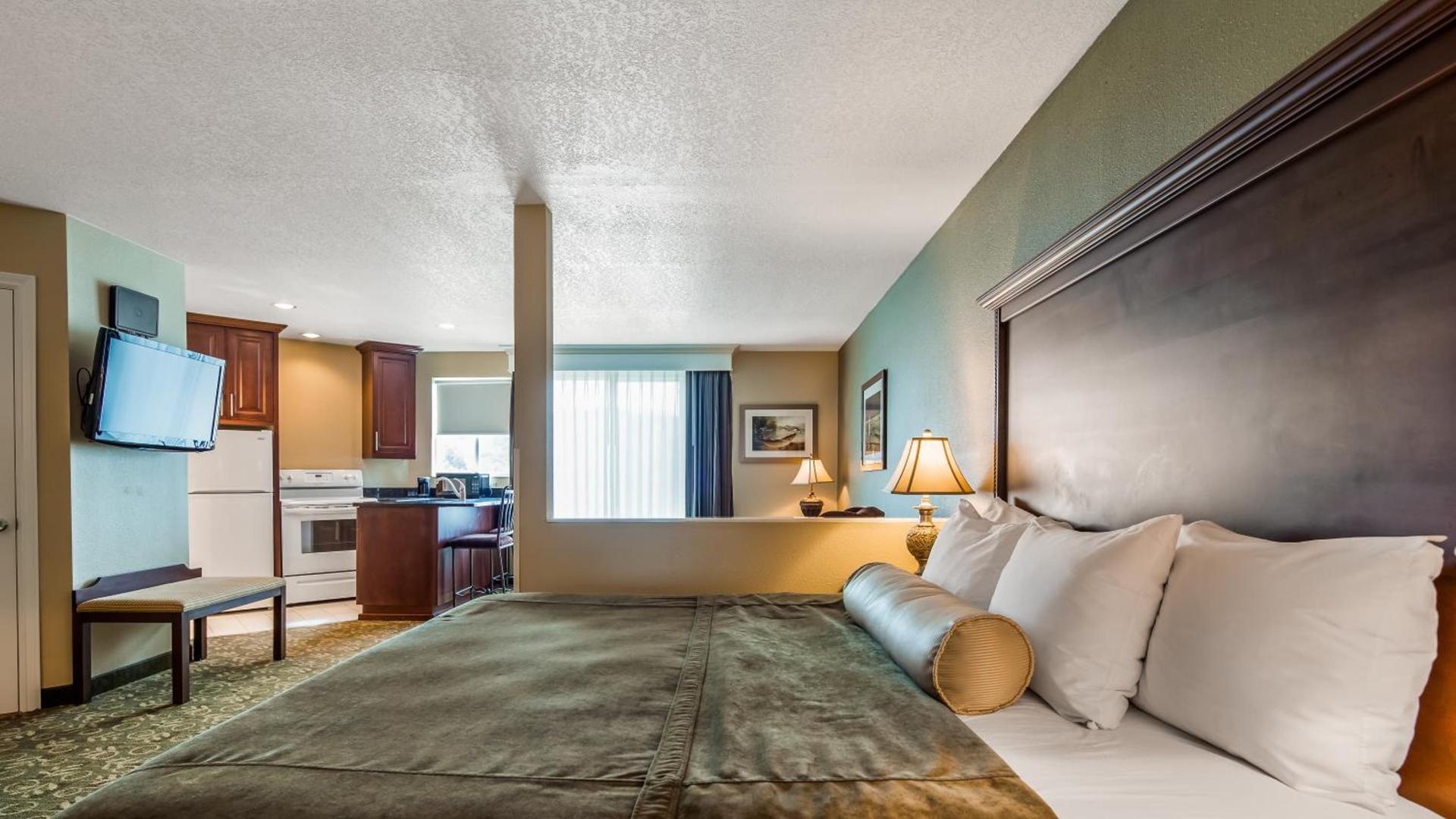 Best Western Salbasgeon Inn & Suites photo 65