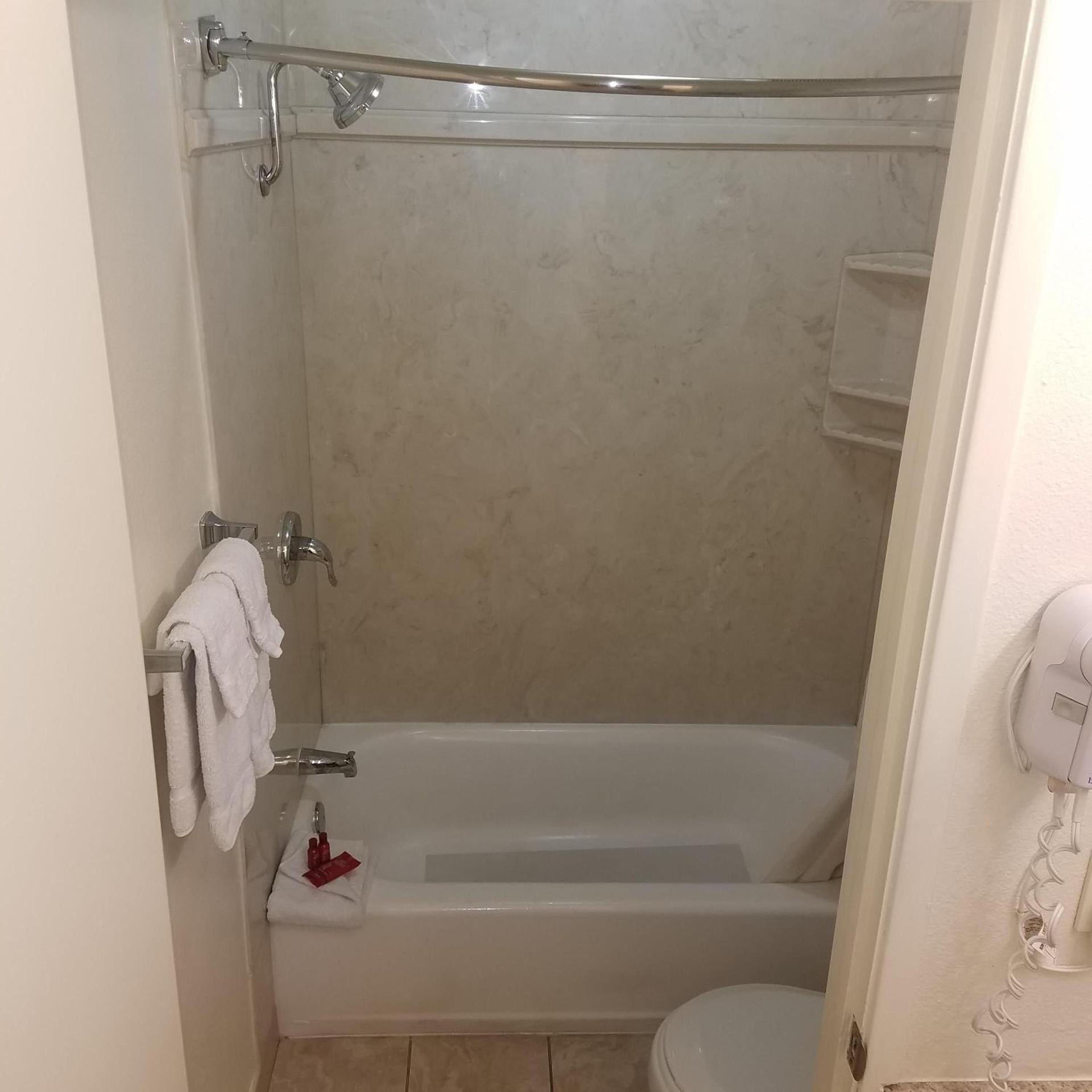 SureStay Hotel by Best Western Hollister photo 37