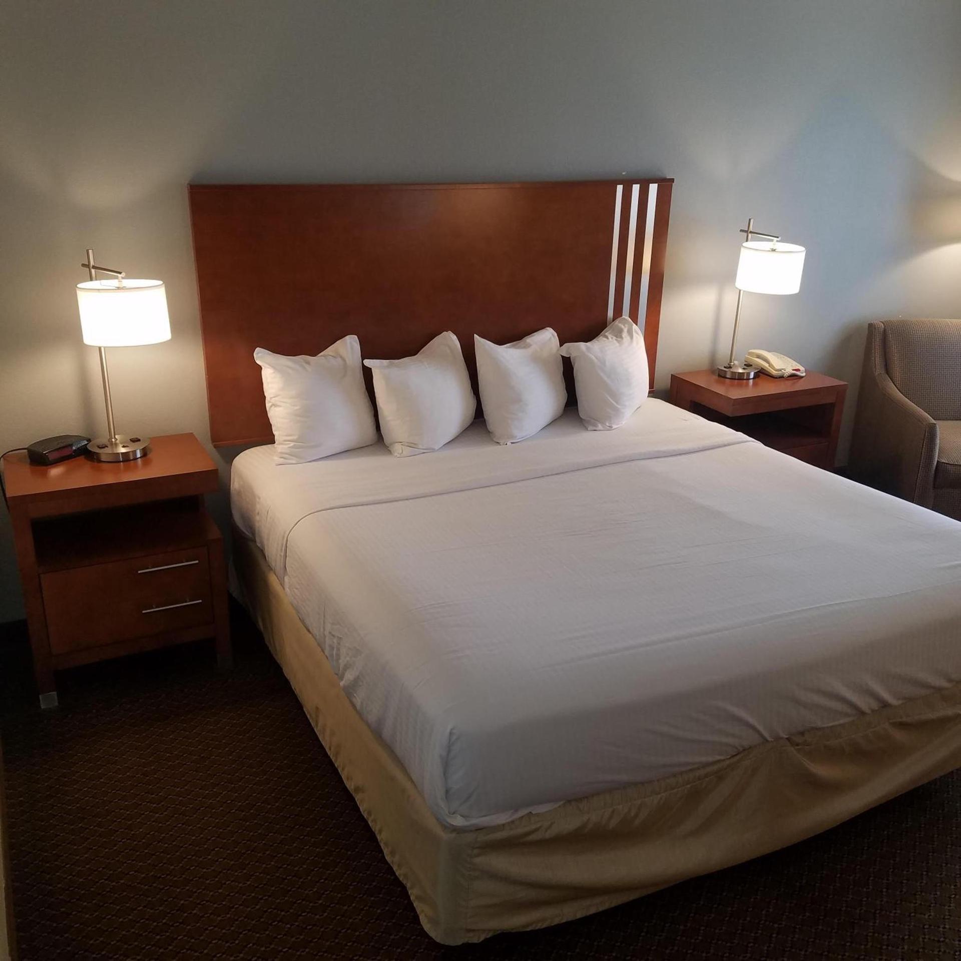 SureStay Hotel by Best Western Hollister photo 24