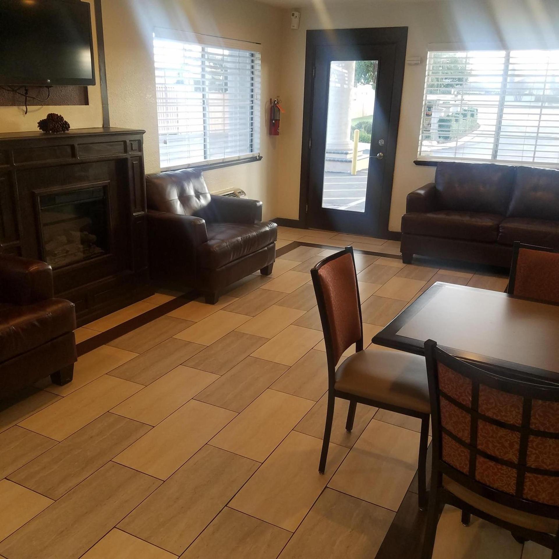 SureStay Hotel by Best Western Hollister photo 8