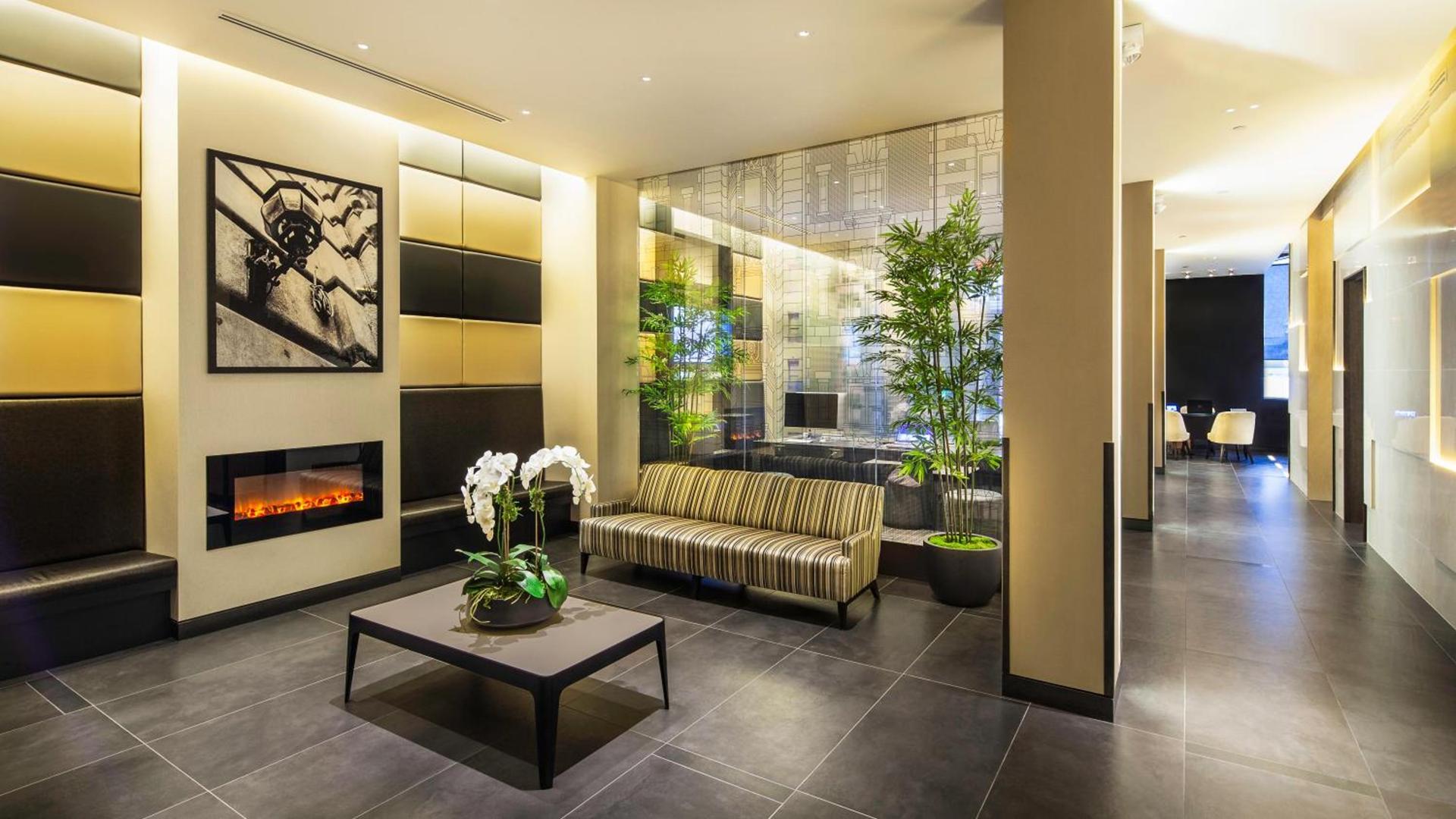 The Hotel at Fifth Avenue photo 40