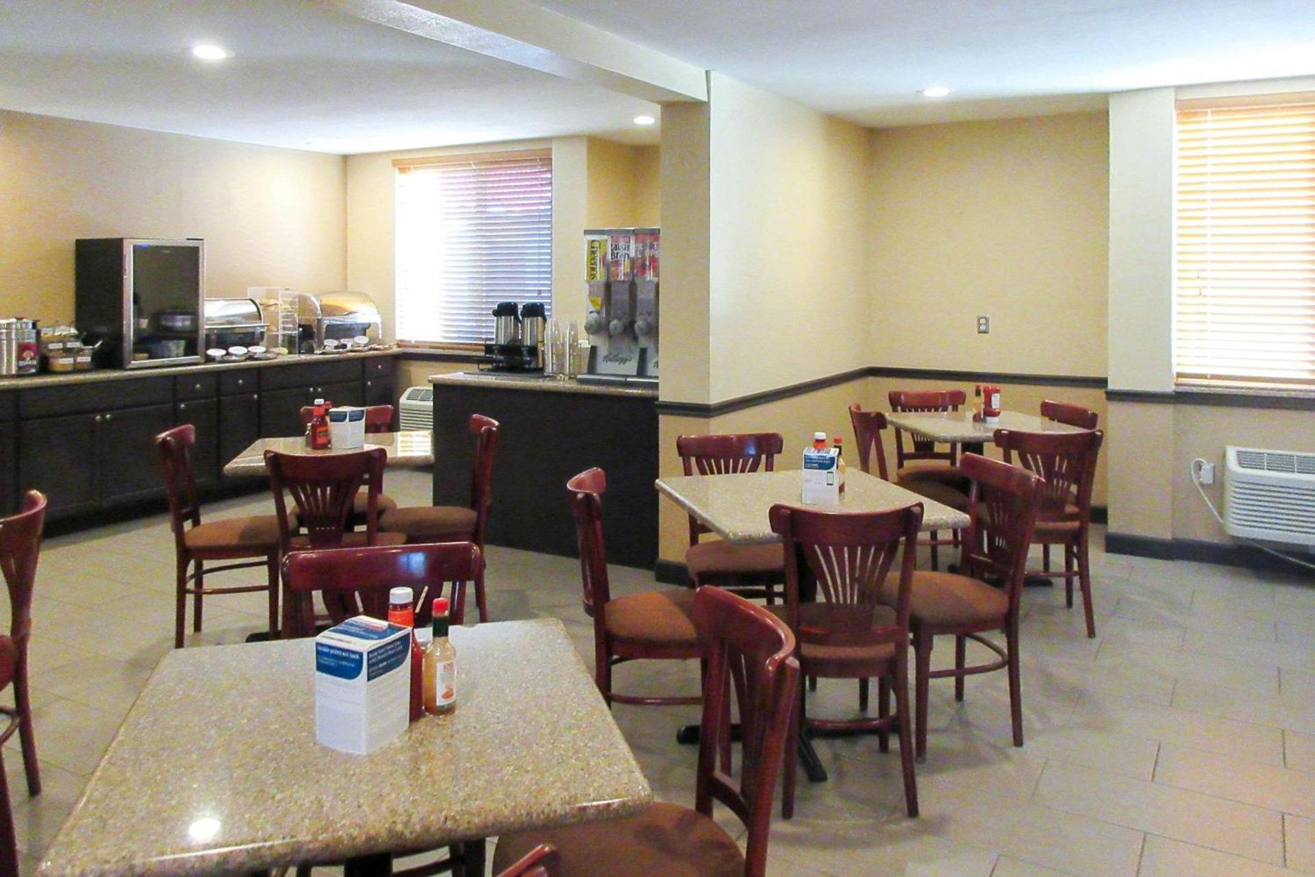 Americinn by Wyndham Appleton Downtown photo 23