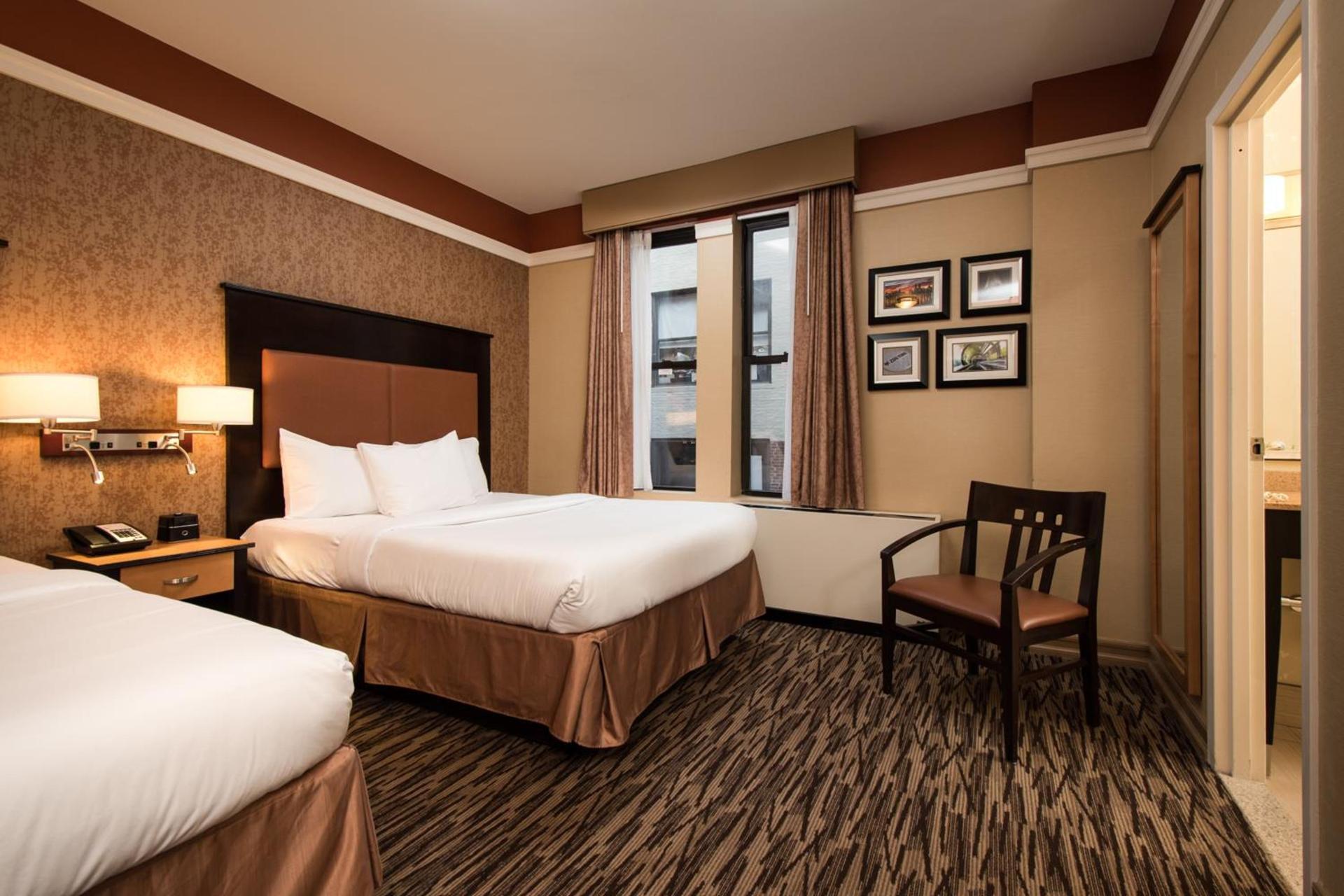 The Hotel at Fifth Avenue photo 19