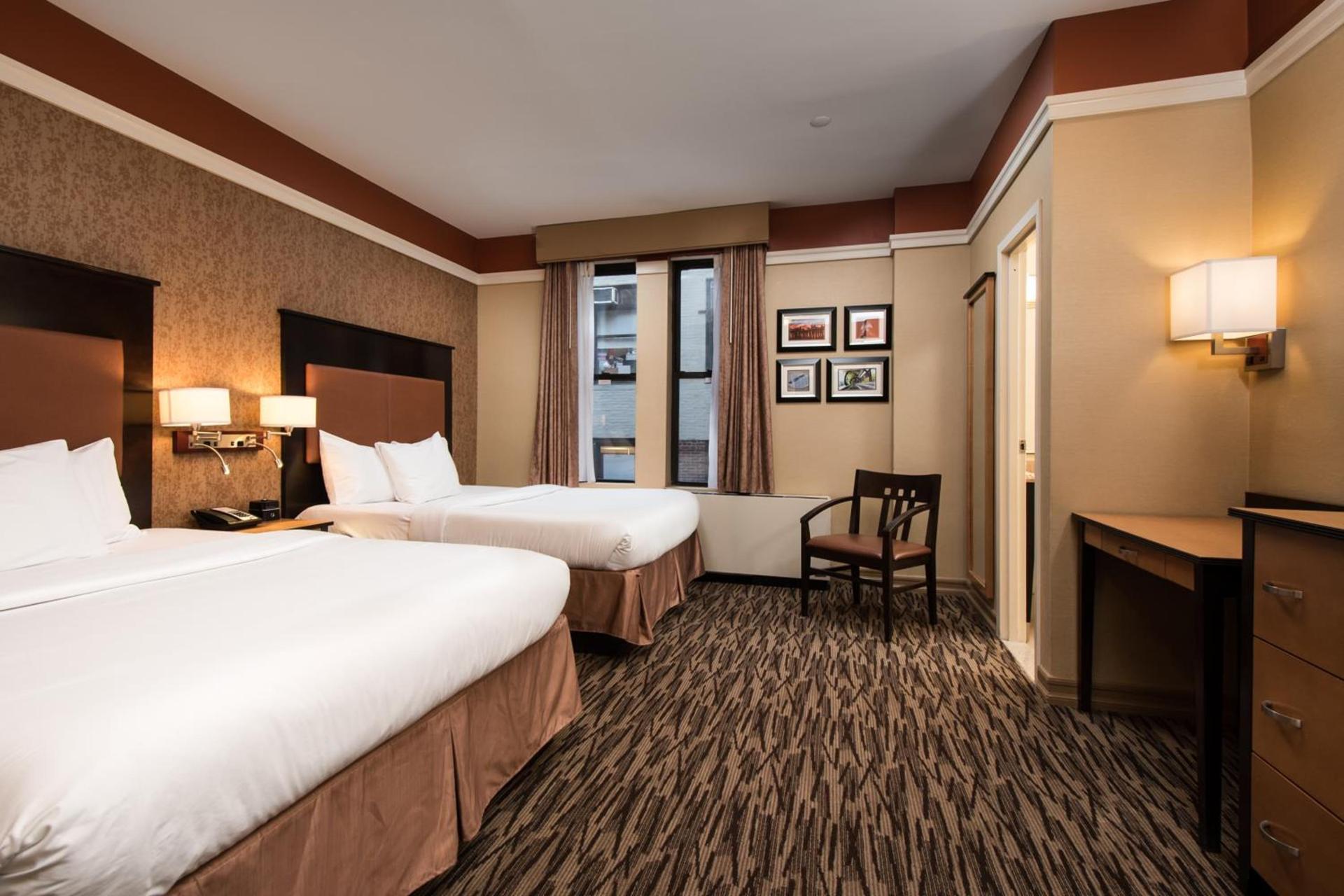 The Hotel at Fifth Avenue photo 23