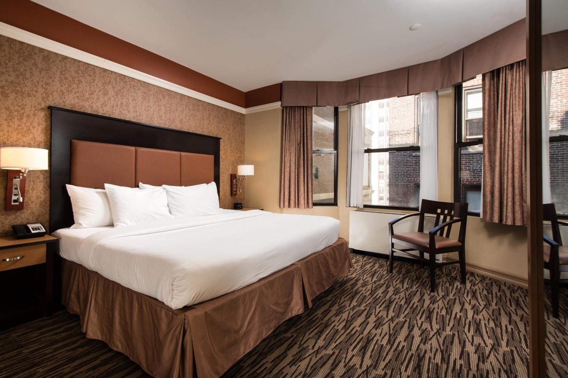 The Hotel at Fifth Avenue photo 21