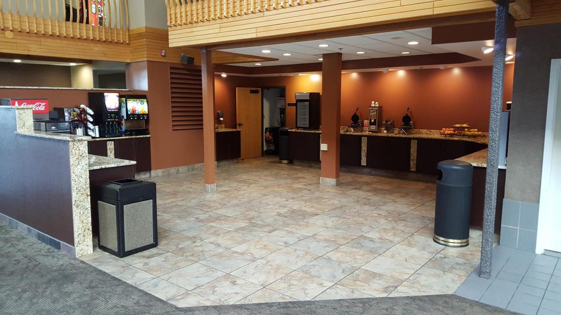 C'mon Inn & Suites Fargo photo 5