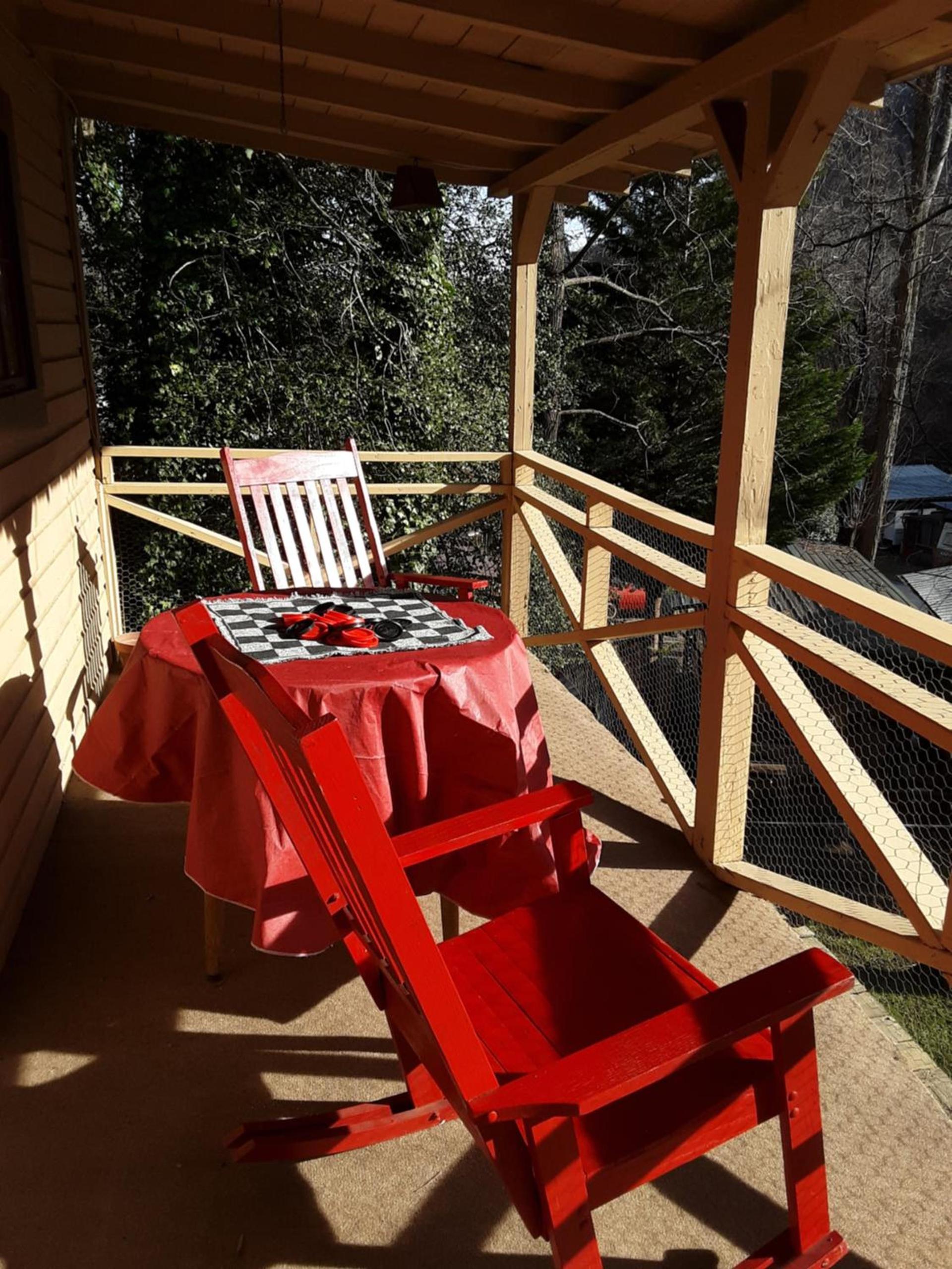 The Evening Shade River Lodge and Cabins photo 17