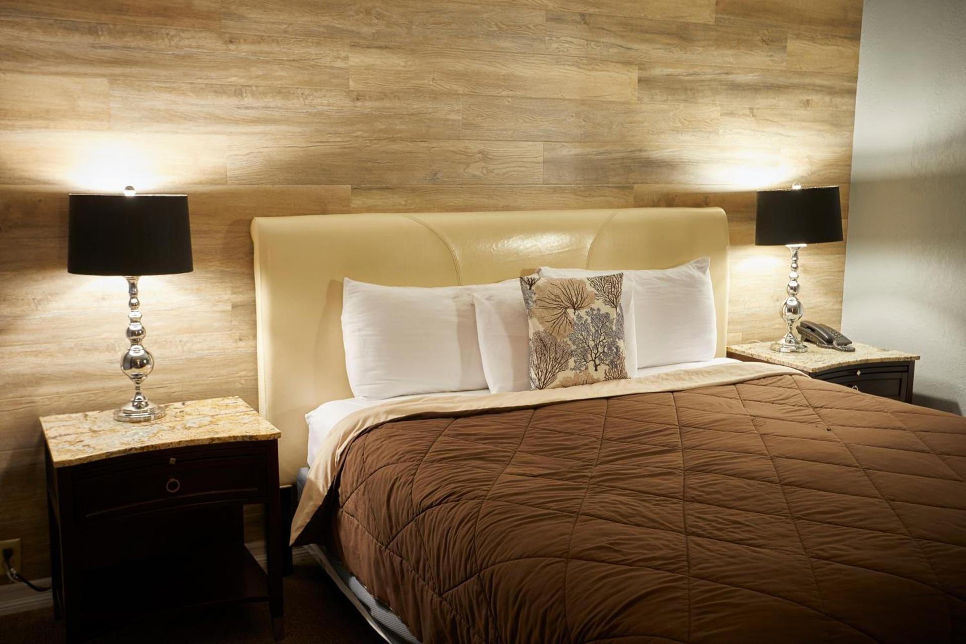Inn By the Bay Monterey photo 9