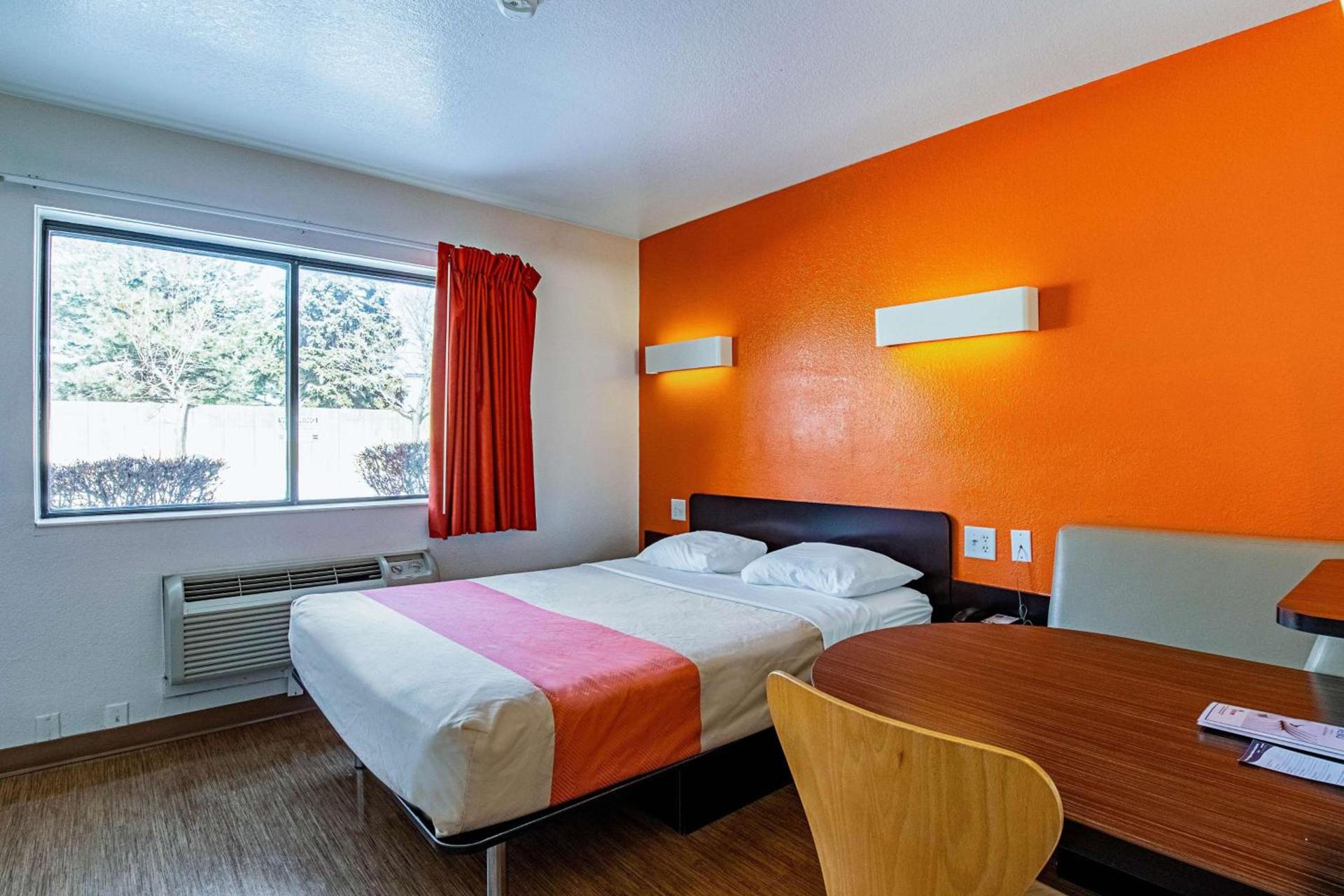 Motel 6-Palatine, IL - Chicago Northwest photo 11
