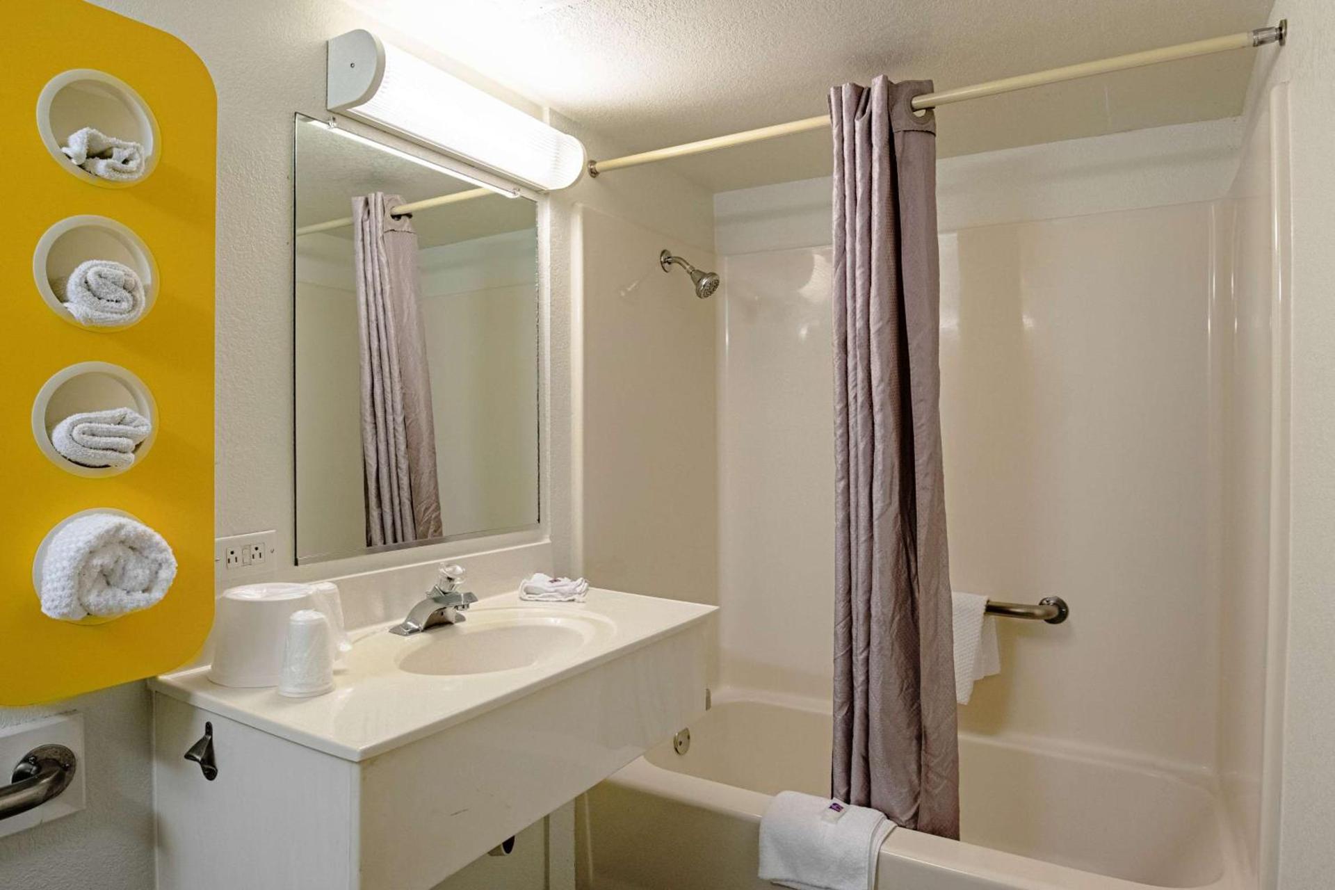 Motel 6-Palatine, IL - Chicago Northwest photo 19