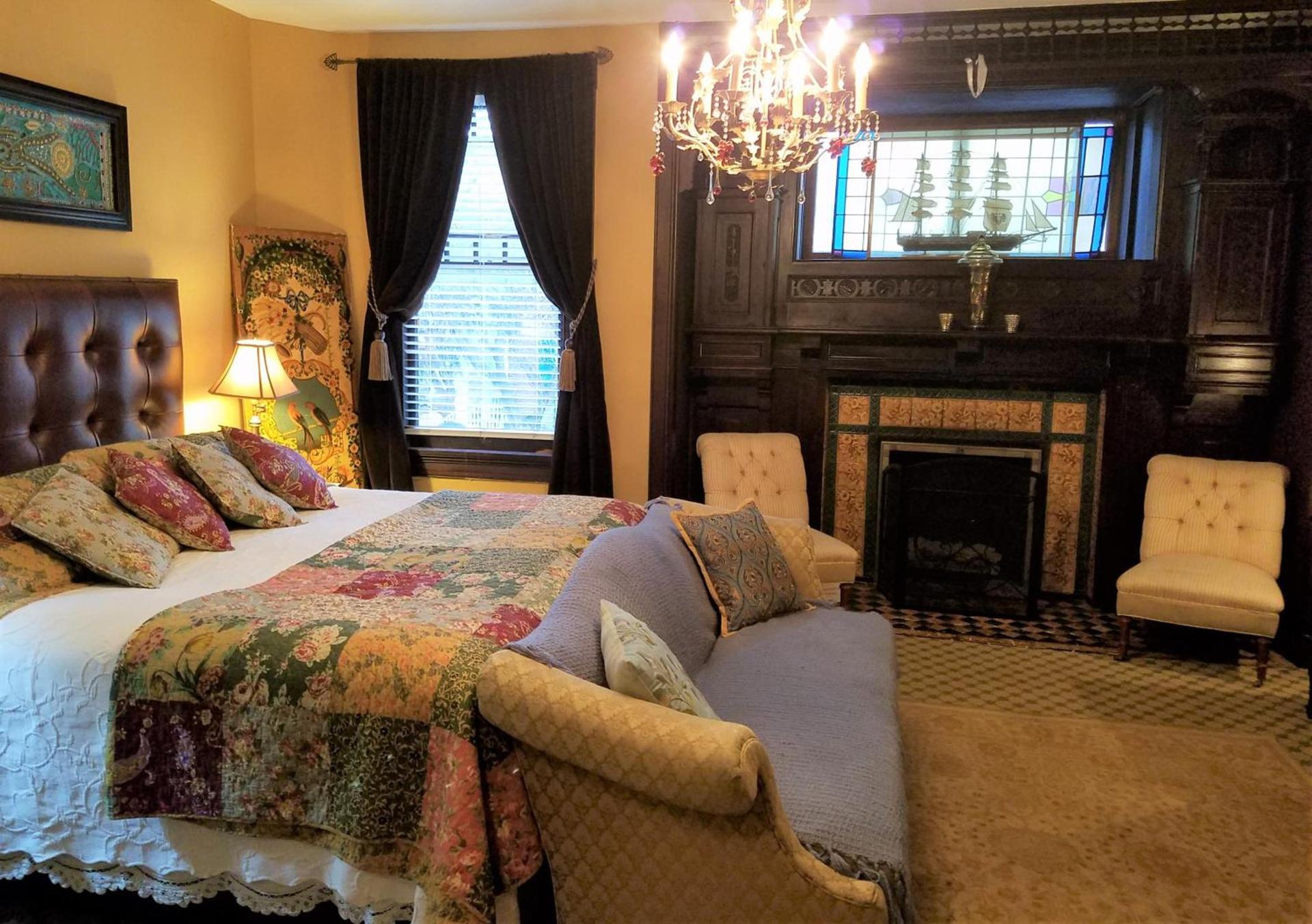 Vandiver Inn photo 74