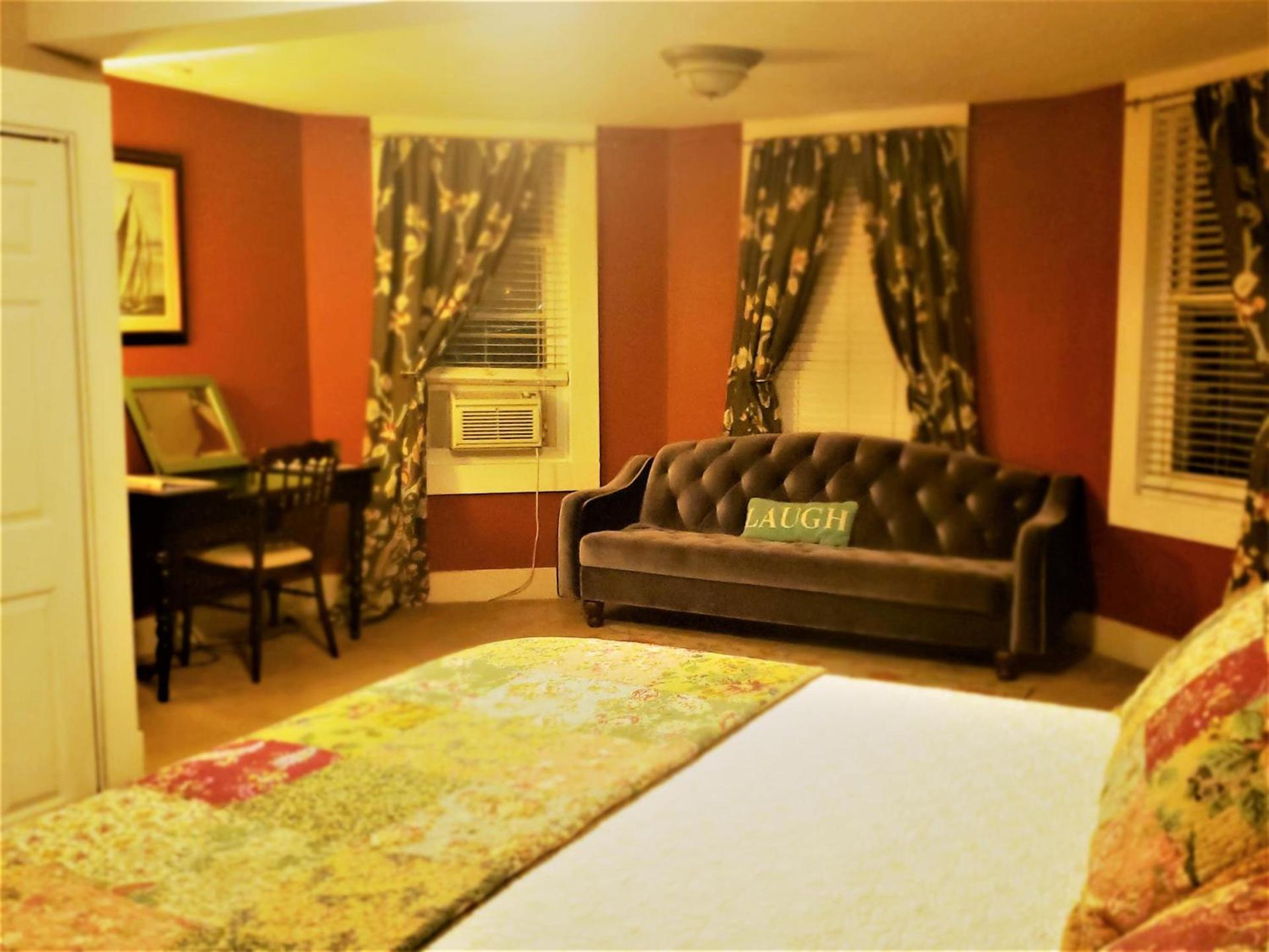 Vandiver Inn photo 60