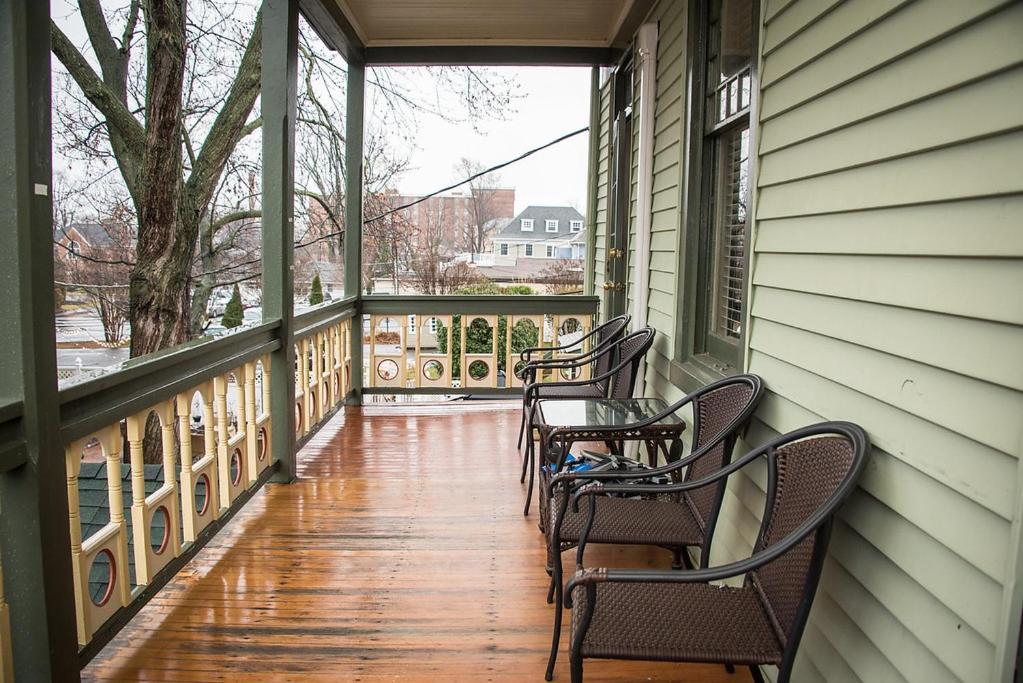 Vandiver Inn photo 22