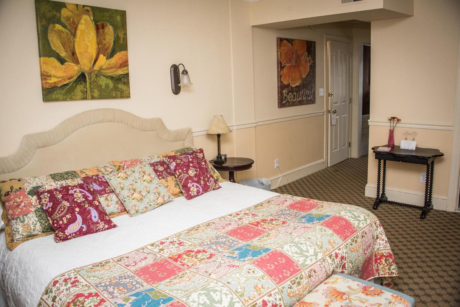 Vandiver Inn photo 42