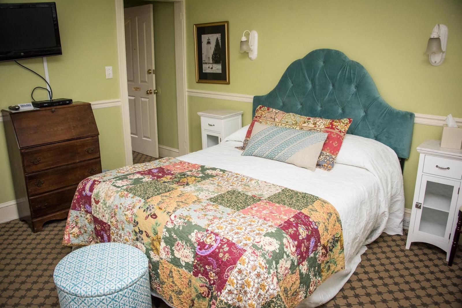 Vandiver Inn photo 32