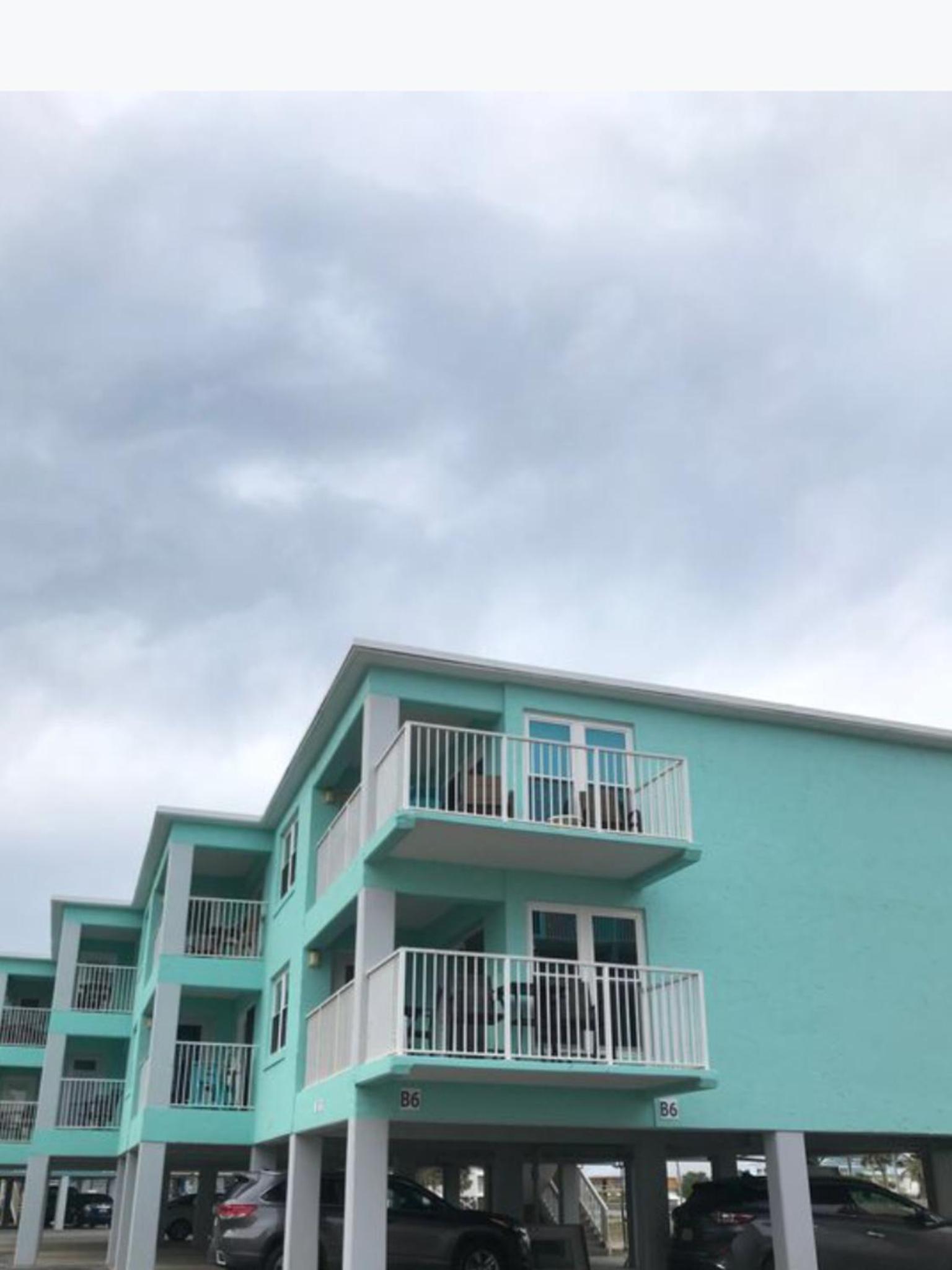 Bill’s at Gulf Shores photo 1