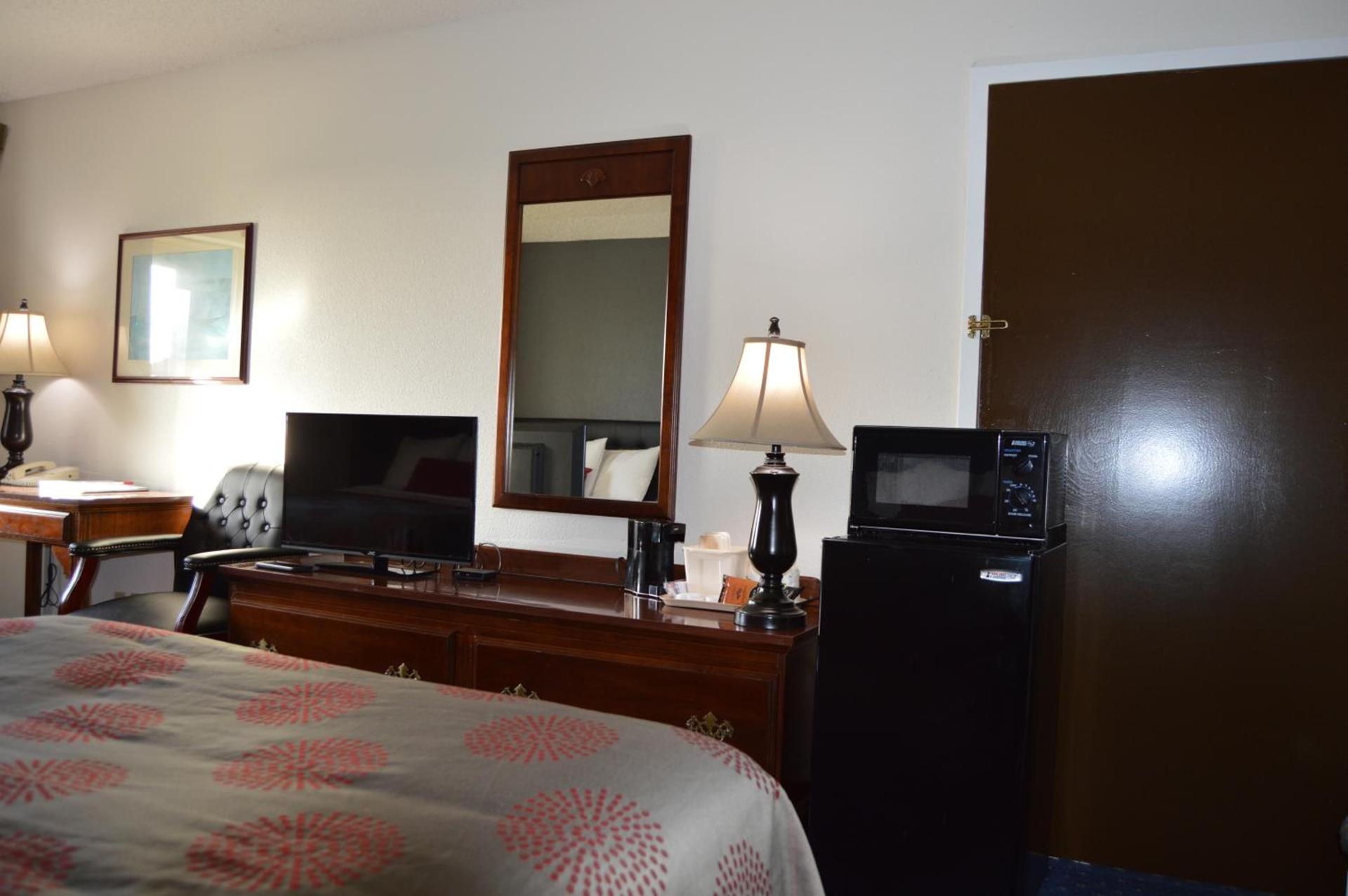 Ramada by Wyndham Arcata photo 29