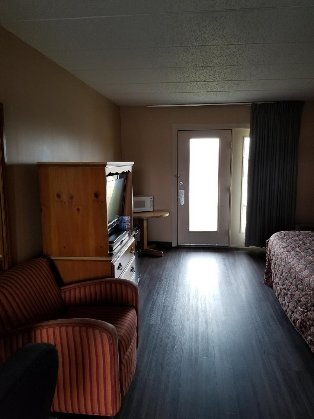 Bestway Inn - Madison photo 6