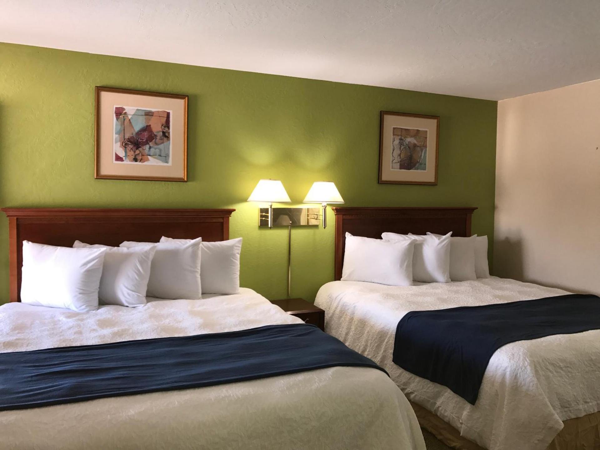 Red Bluff Inn photo 13