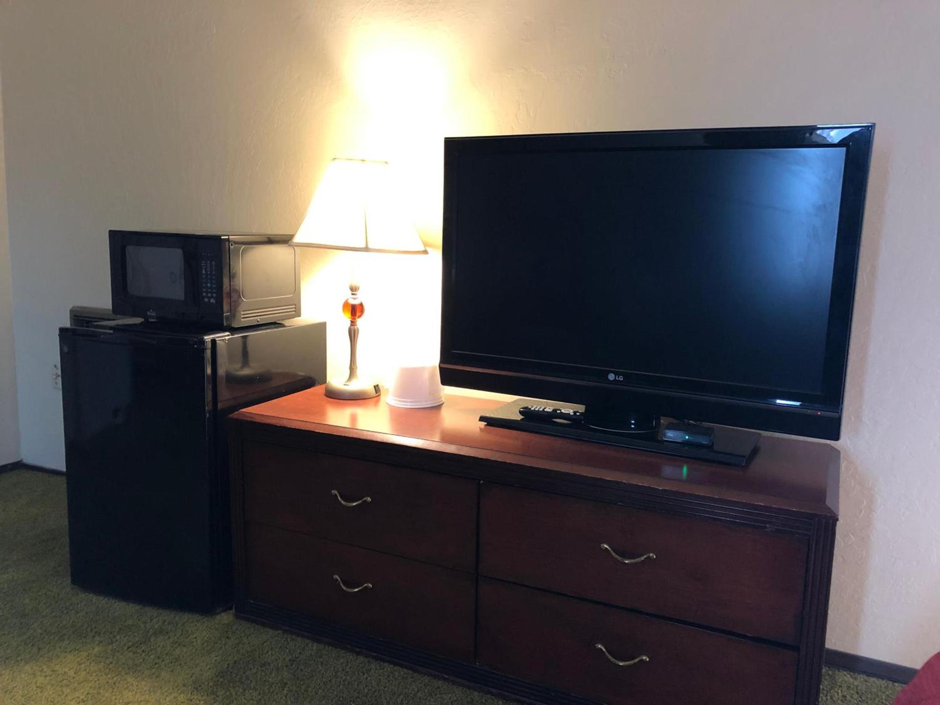 Red Bluff Inn photo 19