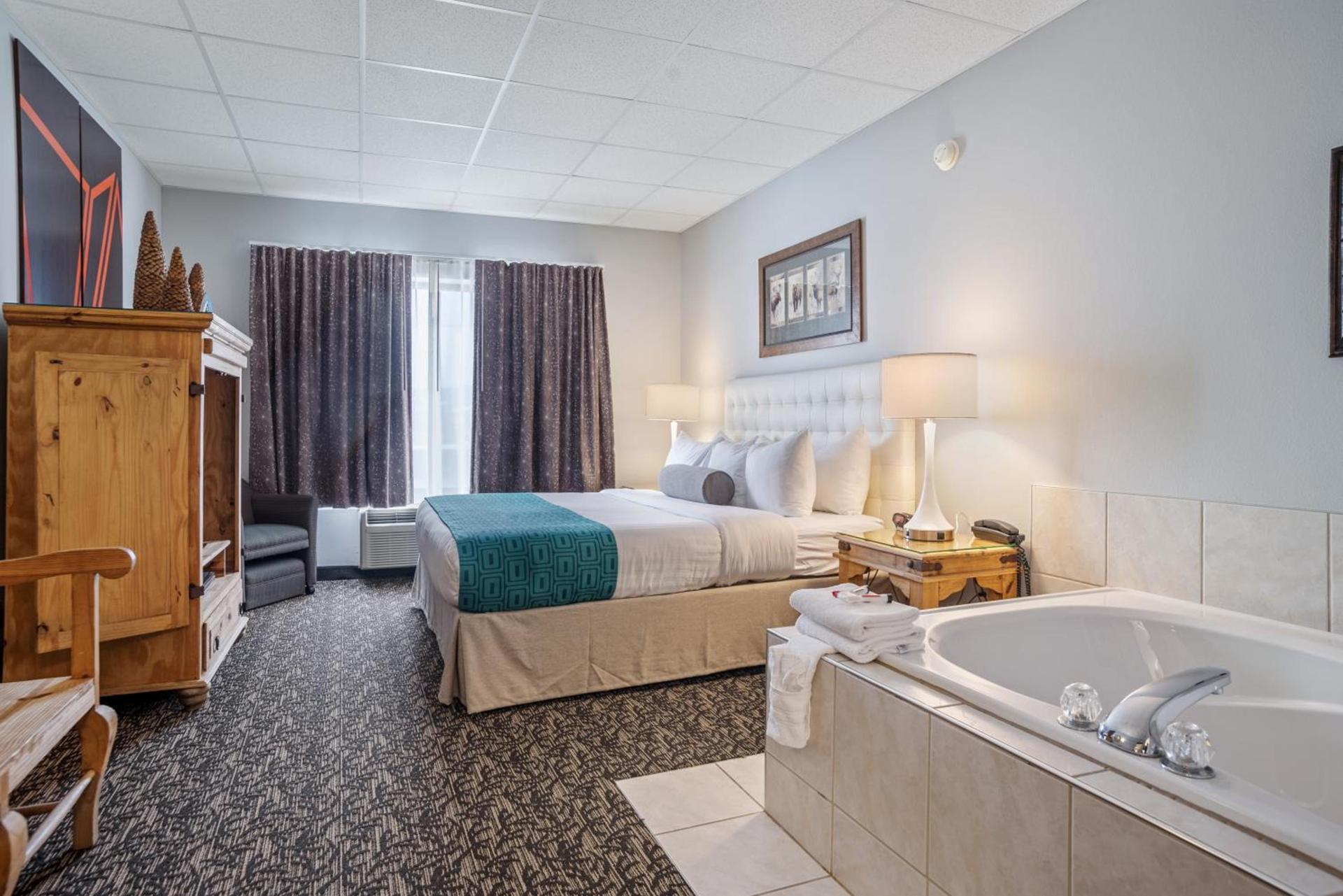 Elevation Inn & Suites, Trademark Collection by Wyndham Downtown Rapid City- Walking Distance To The Monument photo 13