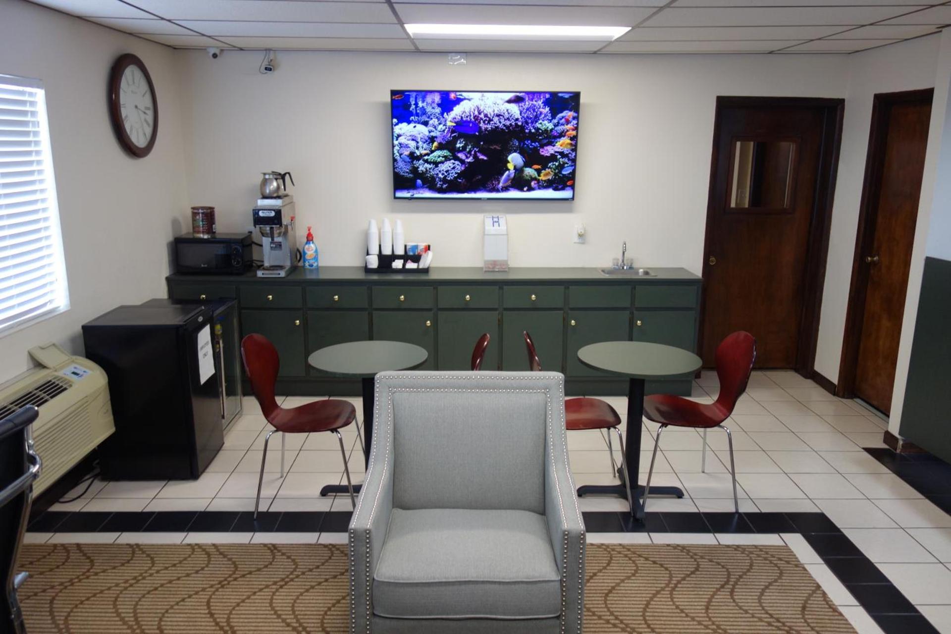 VIP Inn and Suites photo 14