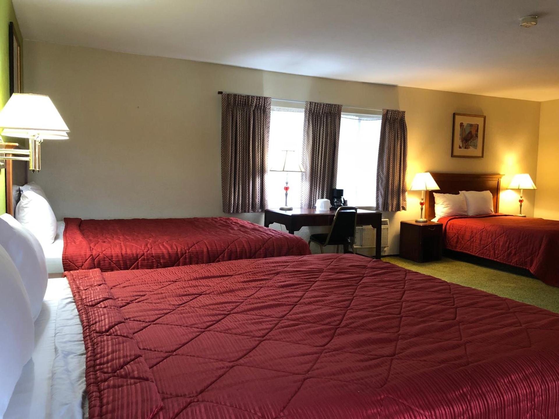 Red Bluff Inn photo 18
