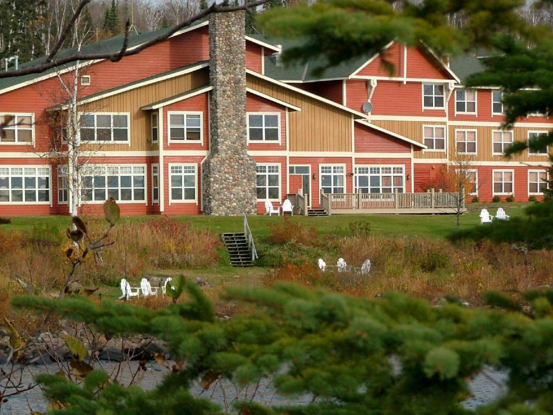 Cove Point Lodge photo 28