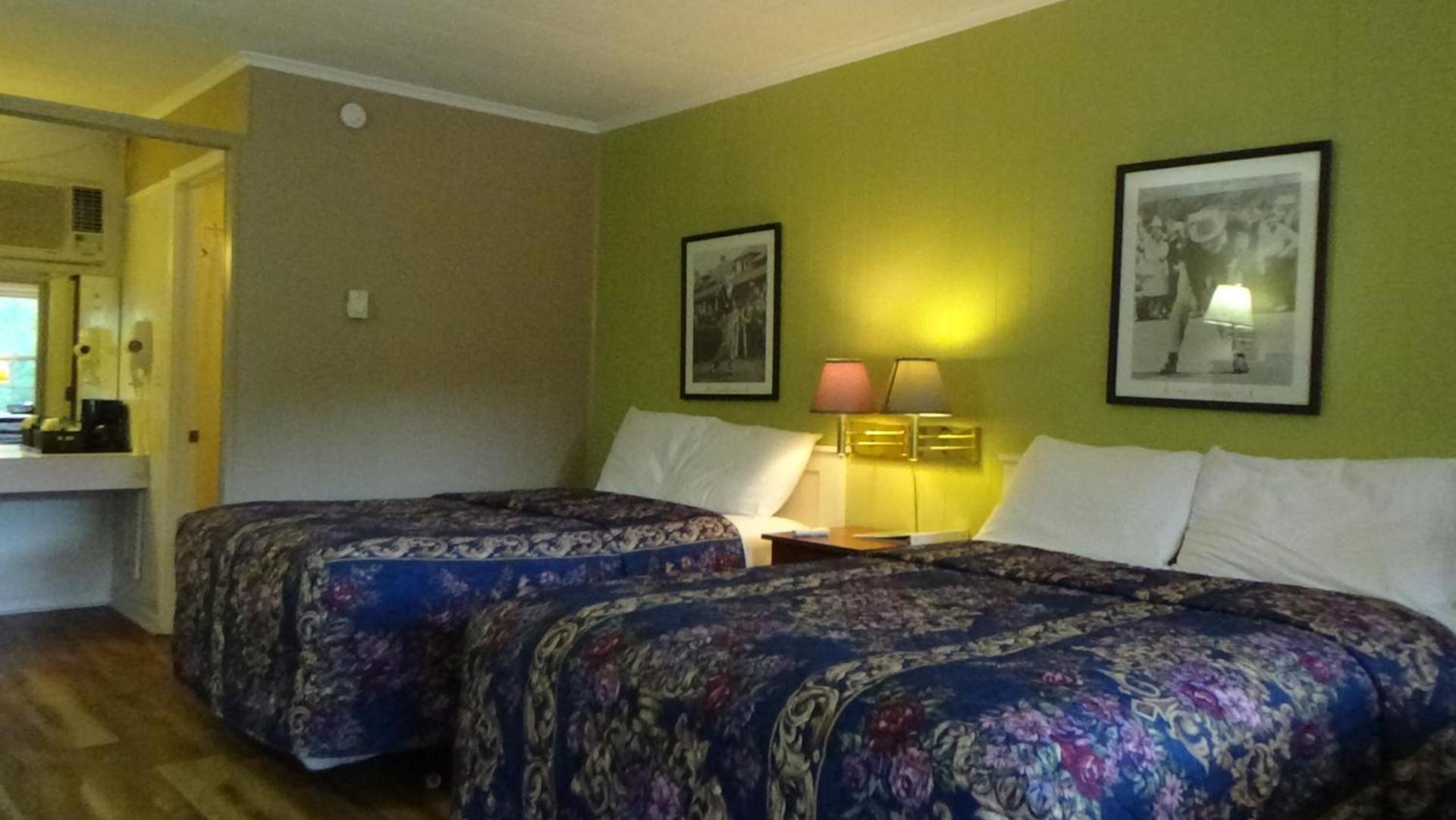 Roseloe Motel photo 52