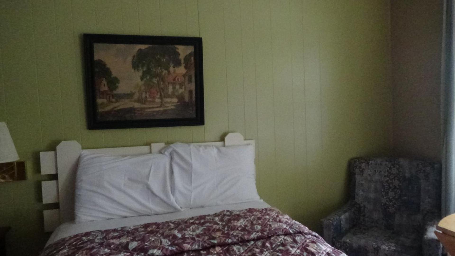 Roseloe Motel photo 79
