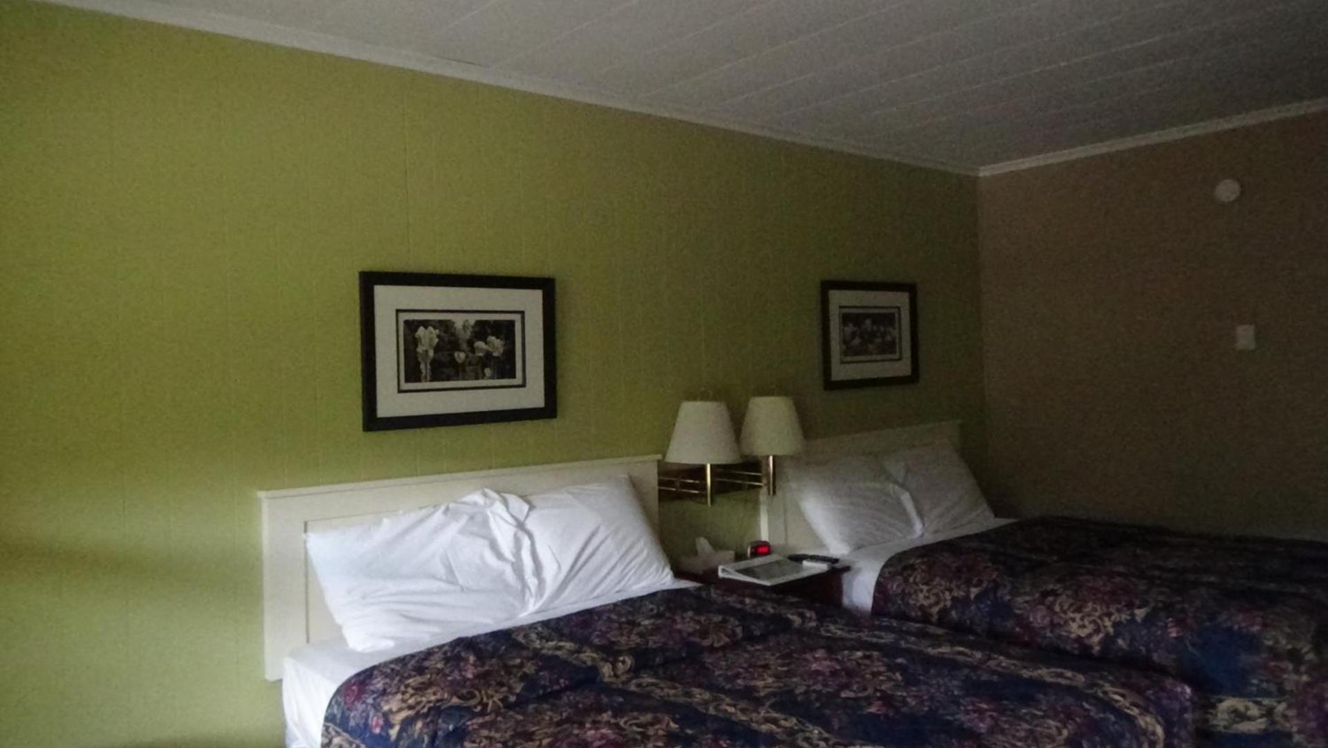 Roseloe Motel photo 82