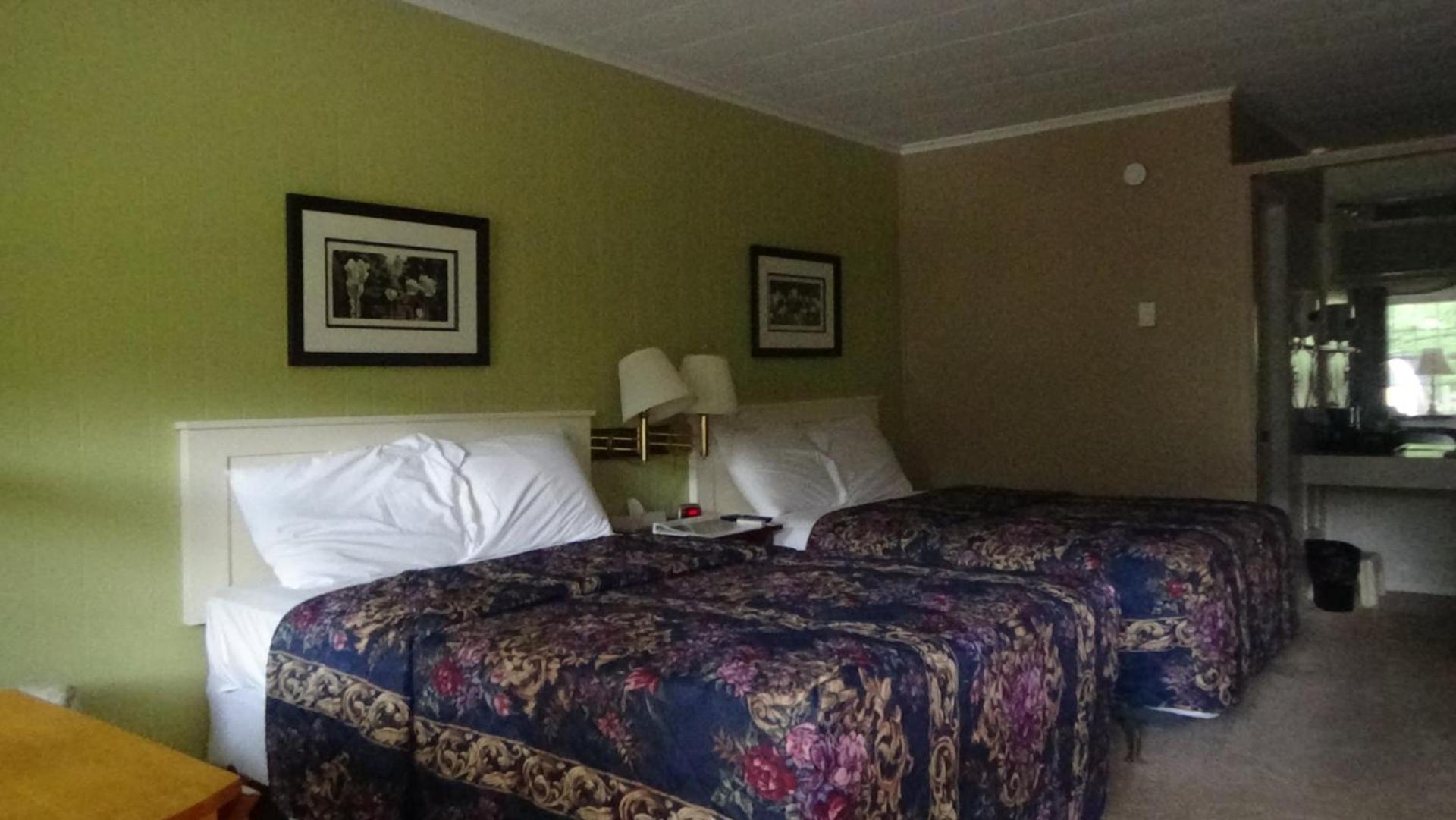 Roseloe Motel photo 49