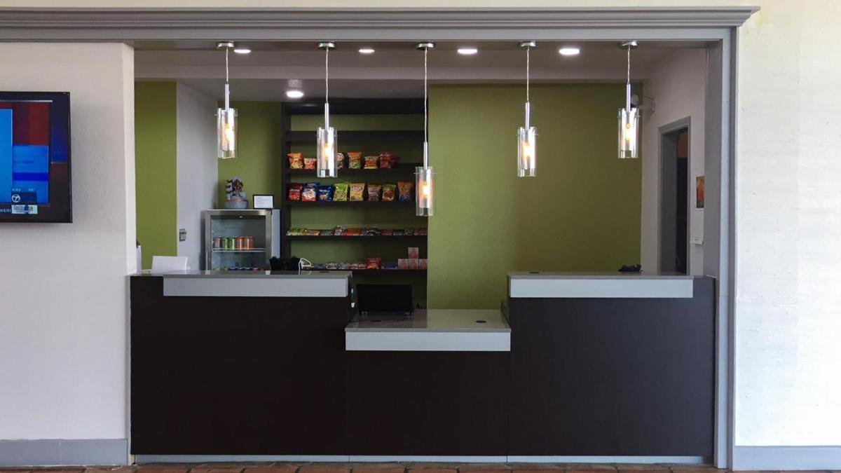 Studio 6 Longview, TX photo 1